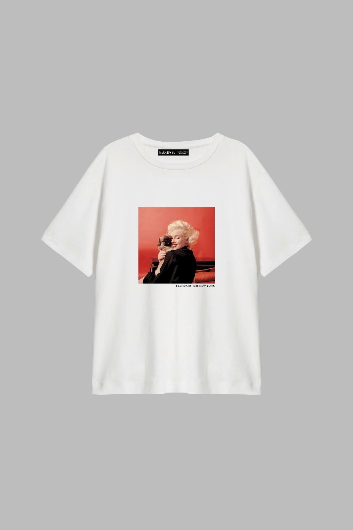 CİNEMA MODA Marilyn Monroe & Dog Baskılı Relaxed Fit Beyaz Kadın Tshirt
