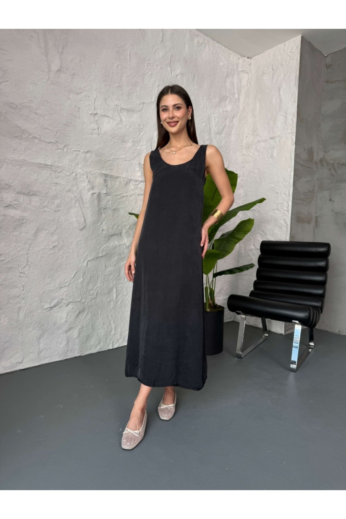 Elif Özbey Butik Siyah Premium Kalın Askı Uzun Elbise