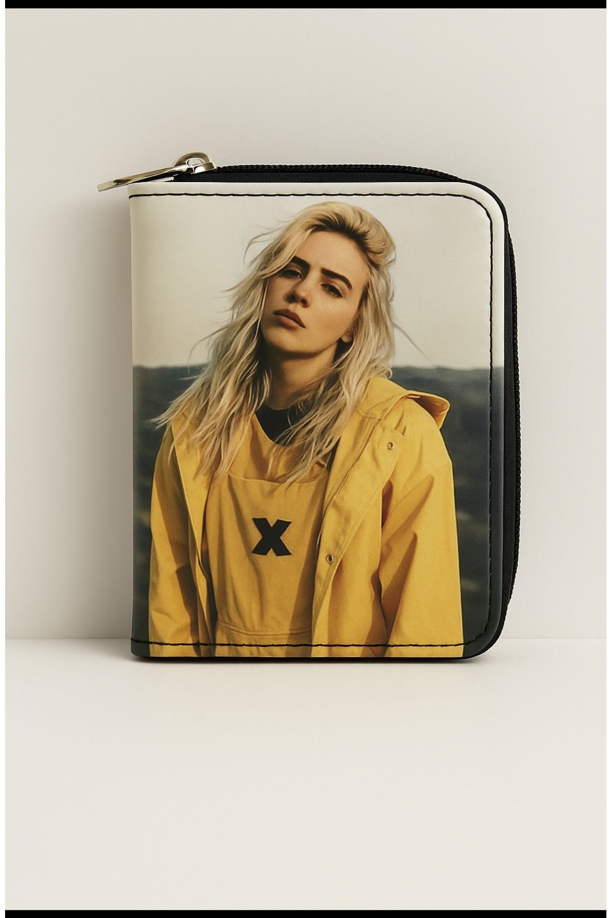 facnspt Billie Eilish Baskılı Fermuarlı Cüzdan – Sarı Kombin Tasarımı