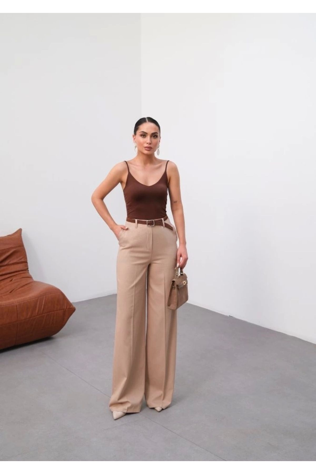 buHillco Kadın Bol Paça Dökümlü Kemerli Palazzo Pantolon