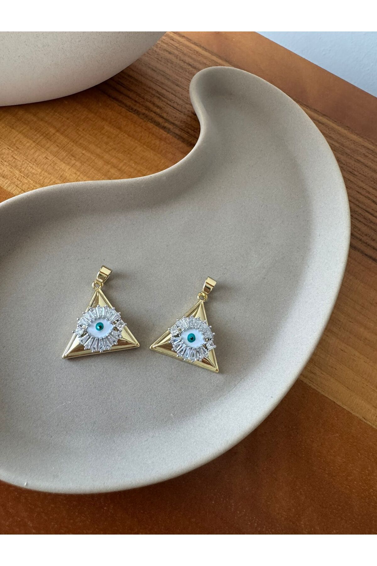MODA Üçgen Nazar Boncuğu Vip Seri Kolye Ucu 14k rengi