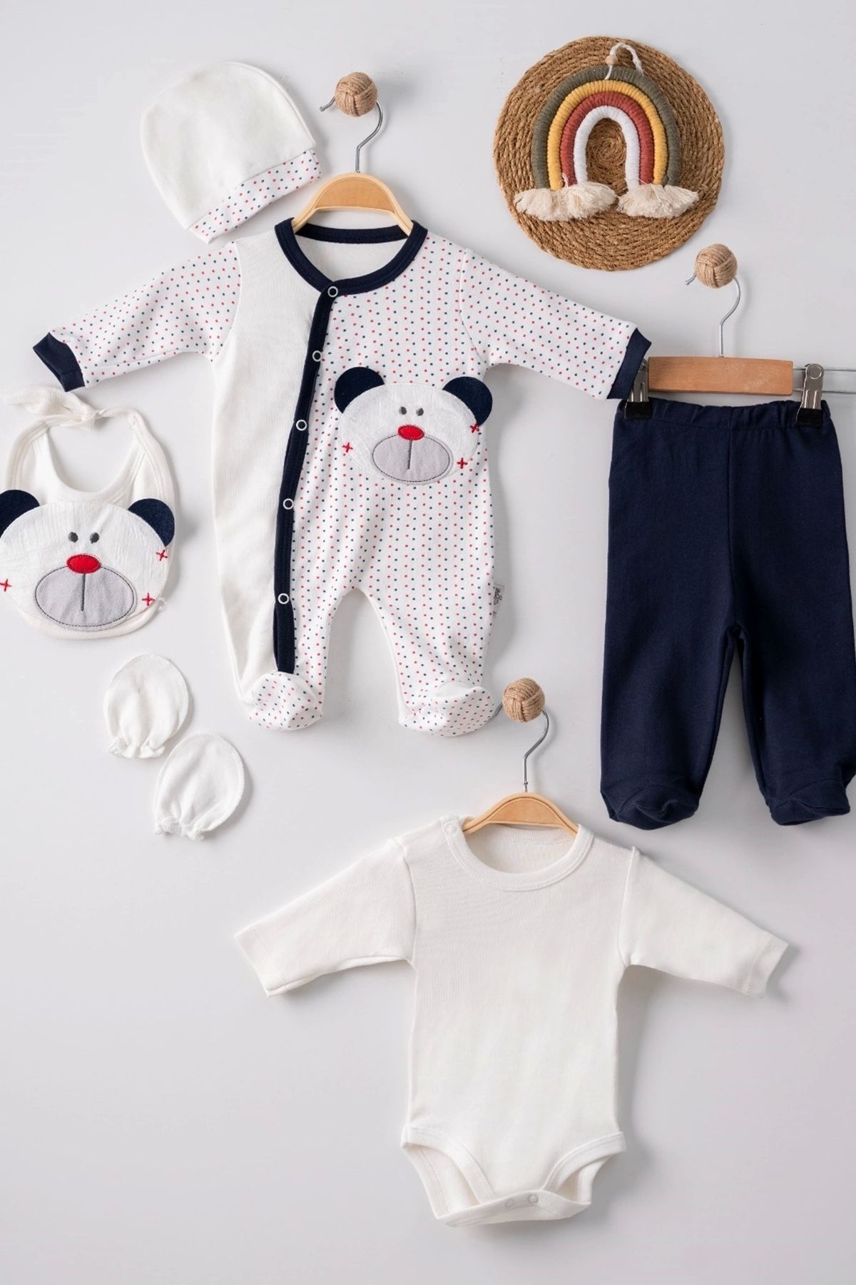 SümY Puanlı Ayıcık Nakışlı Tulumlu % 100 Pamuk Erkek Bebek 5'li Set