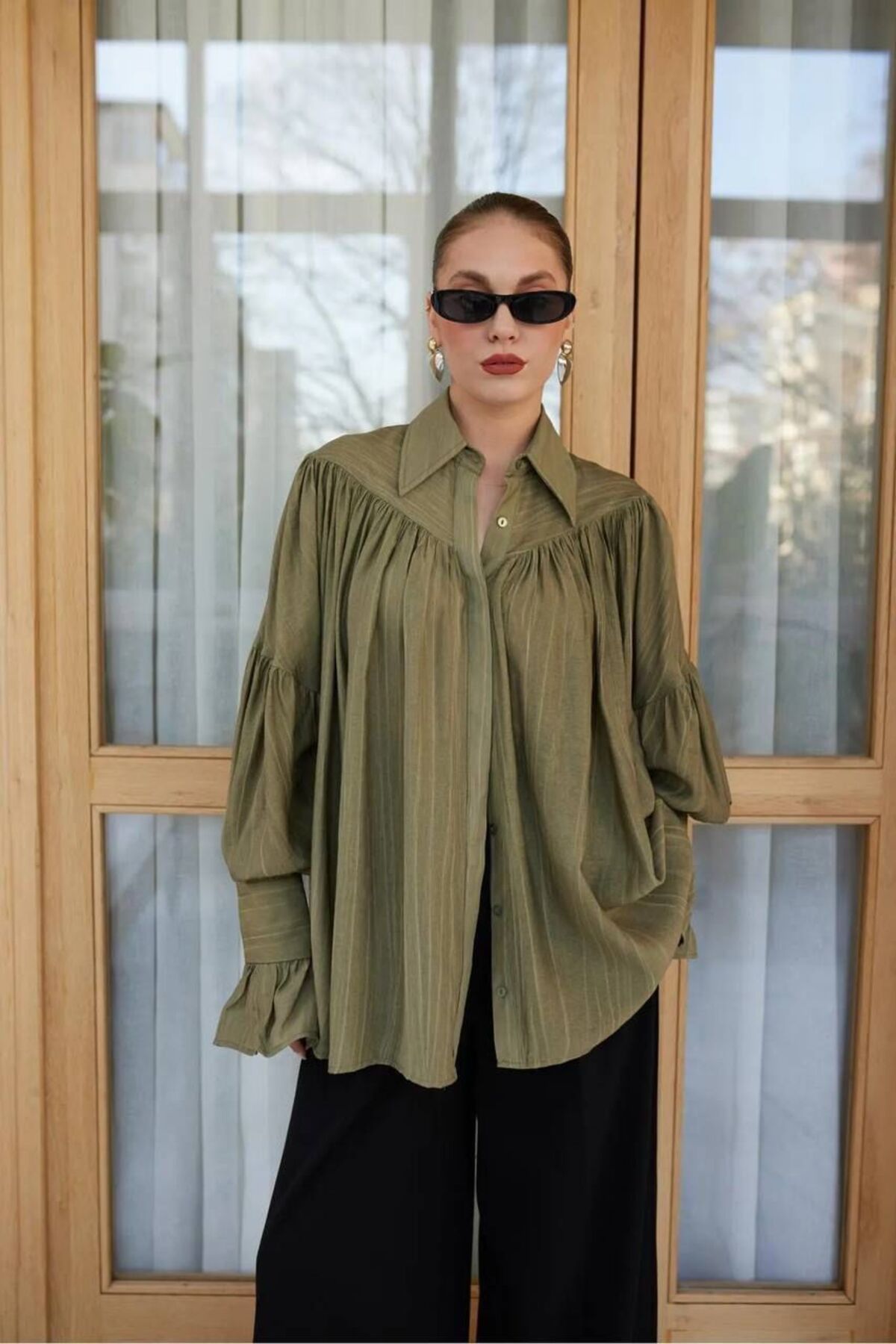 Elinay Butik Kolları Fırfırlı gömlek