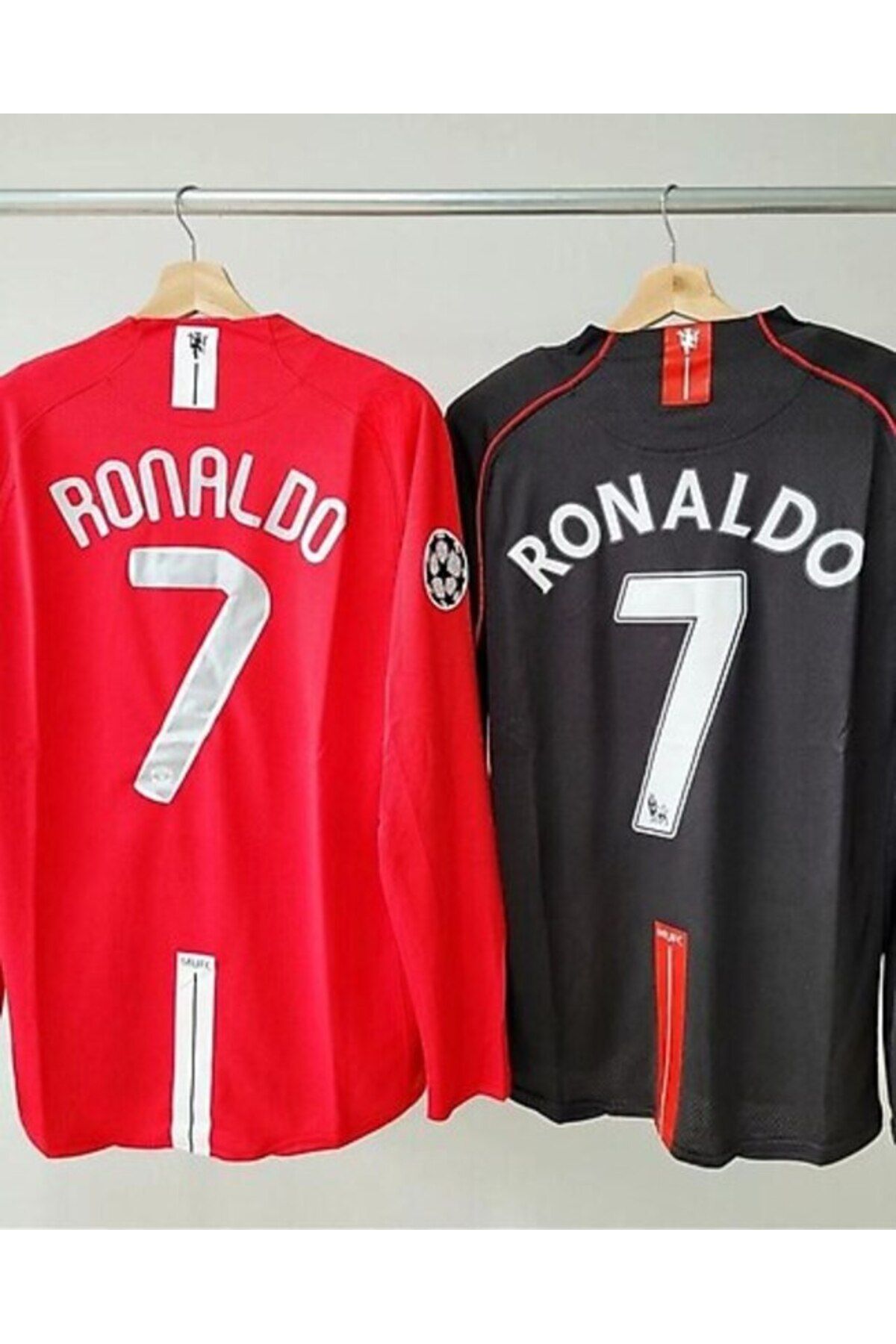 kombinezyum Manchester United 07/08 #7 C.RONALDO Uzun Kollu Retro Forma (BLACK/RED) 2 Li SET