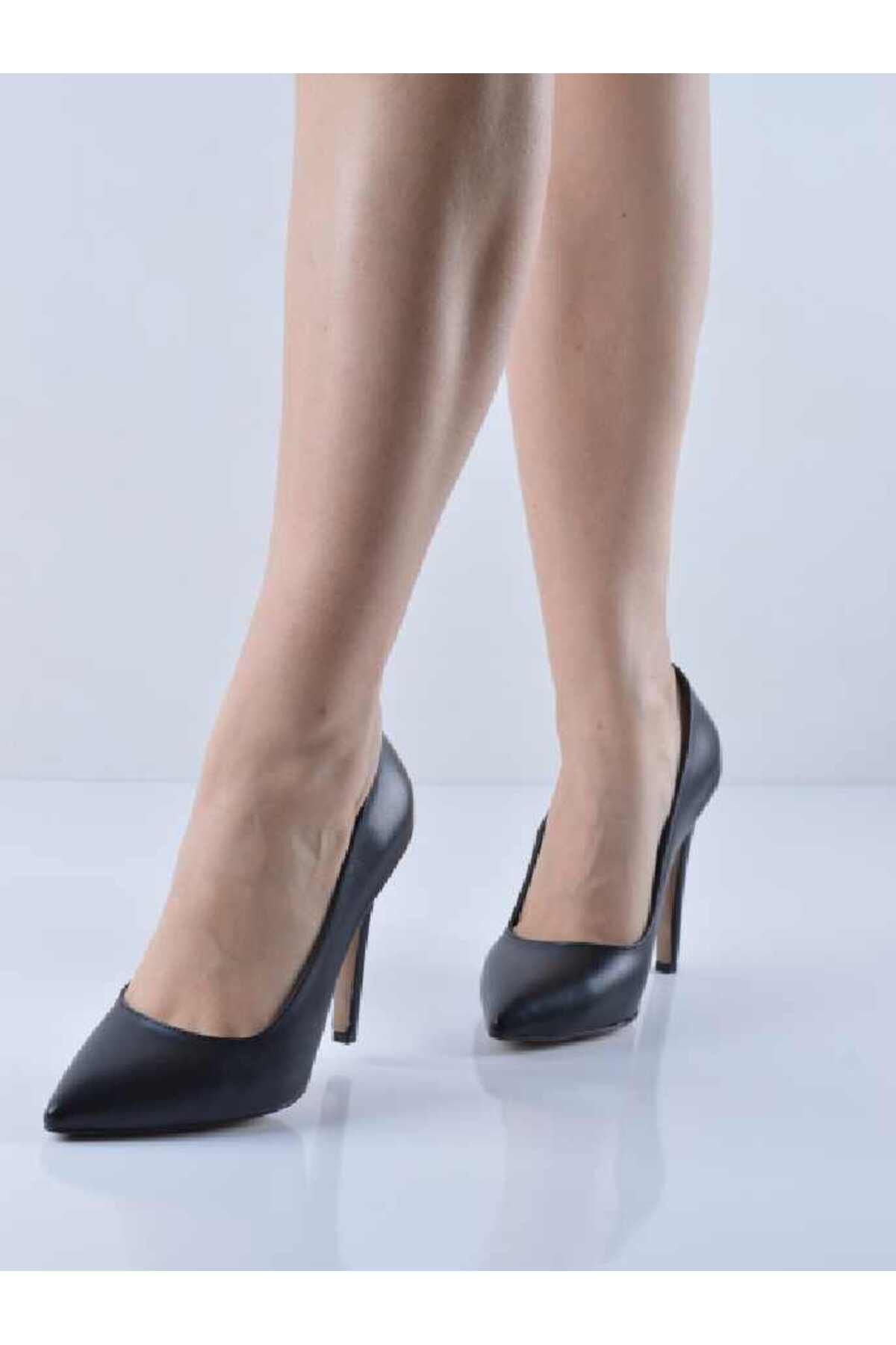 Şanslı Ayakkabıcılık Siyah Cilt İnce Topuk Stiletto
