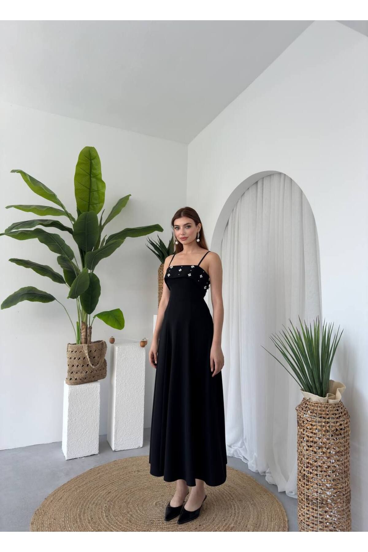 conconmoda Askılı İnci Detay Kiloş Atlas Uzun Elbise
