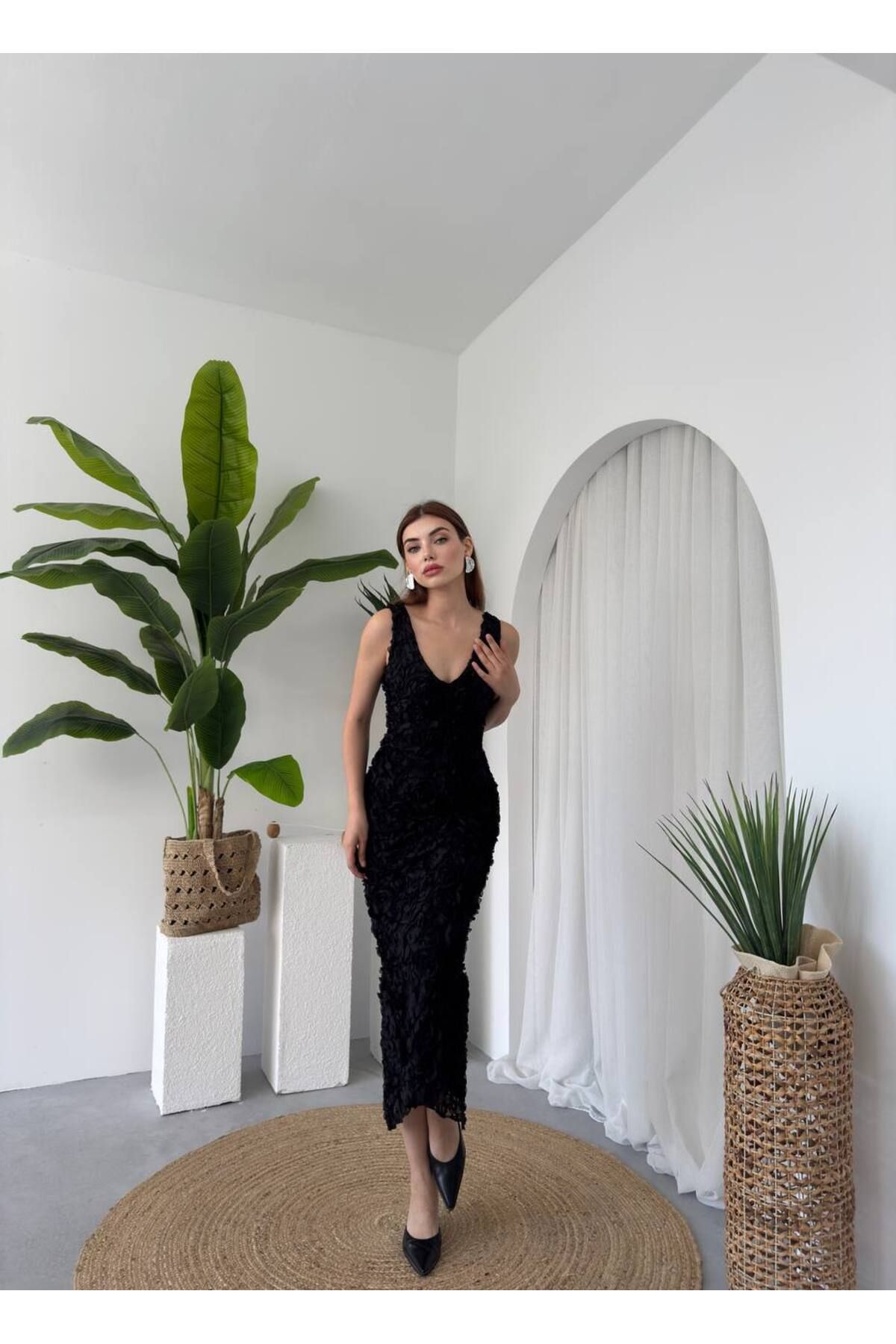 conconmoda Gül Tasarım Sıfır Kollu Uzun Edna Elbise