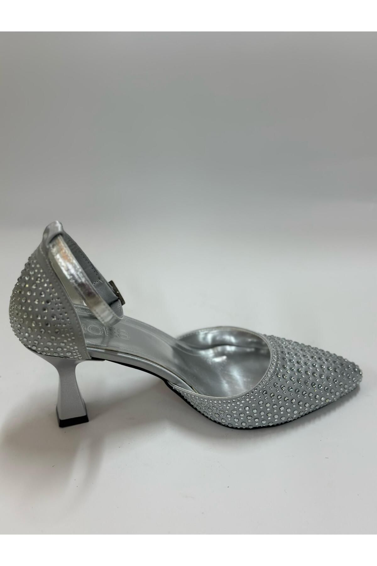 LINASHOES07 Gri Taşlı Topuklu Stiletto Bilekten Kemerli Parlak Taşlı Düğün Ayakkabısı
