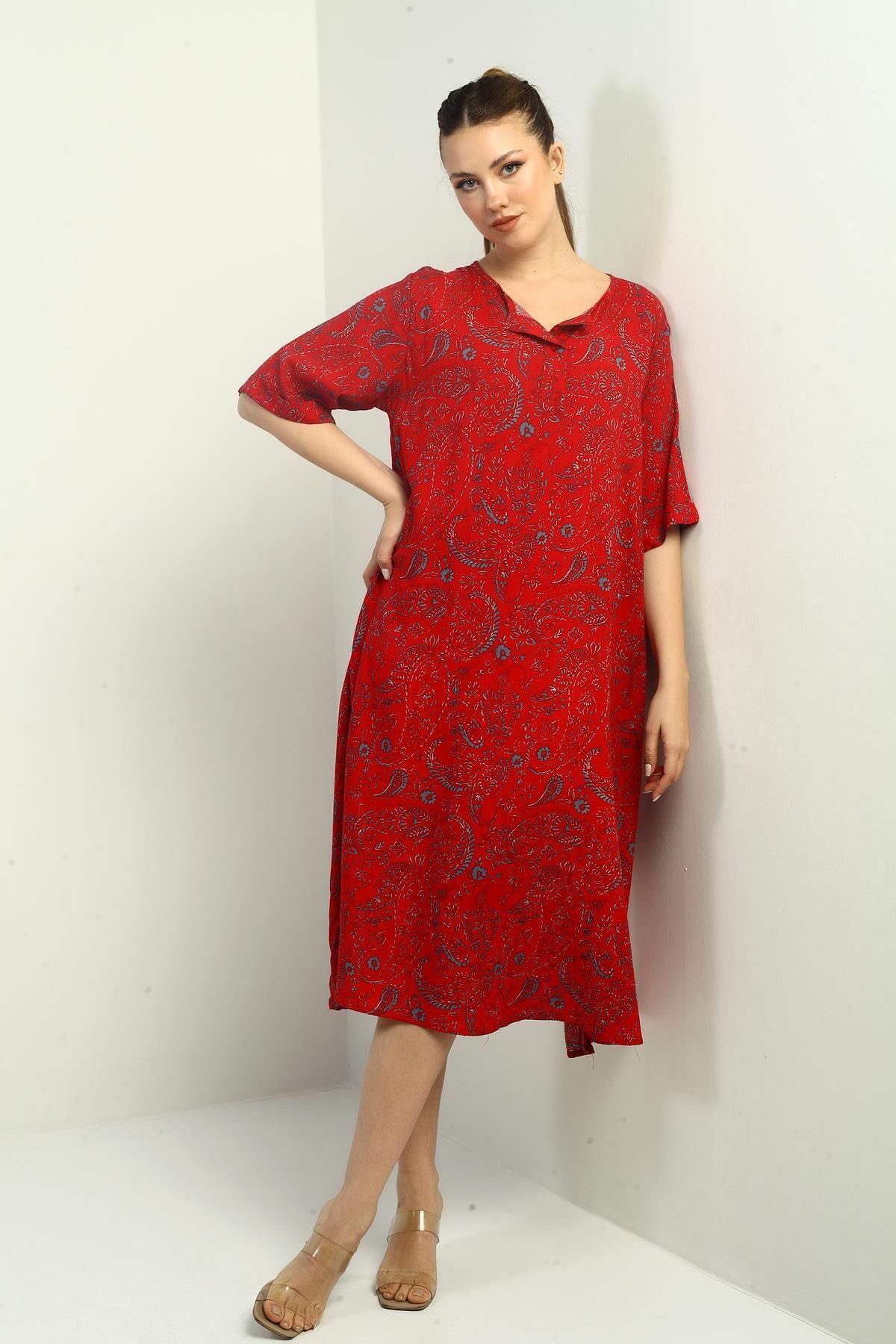 By Saygı Kadın Şal Desenli Cepli Oversize Elbise