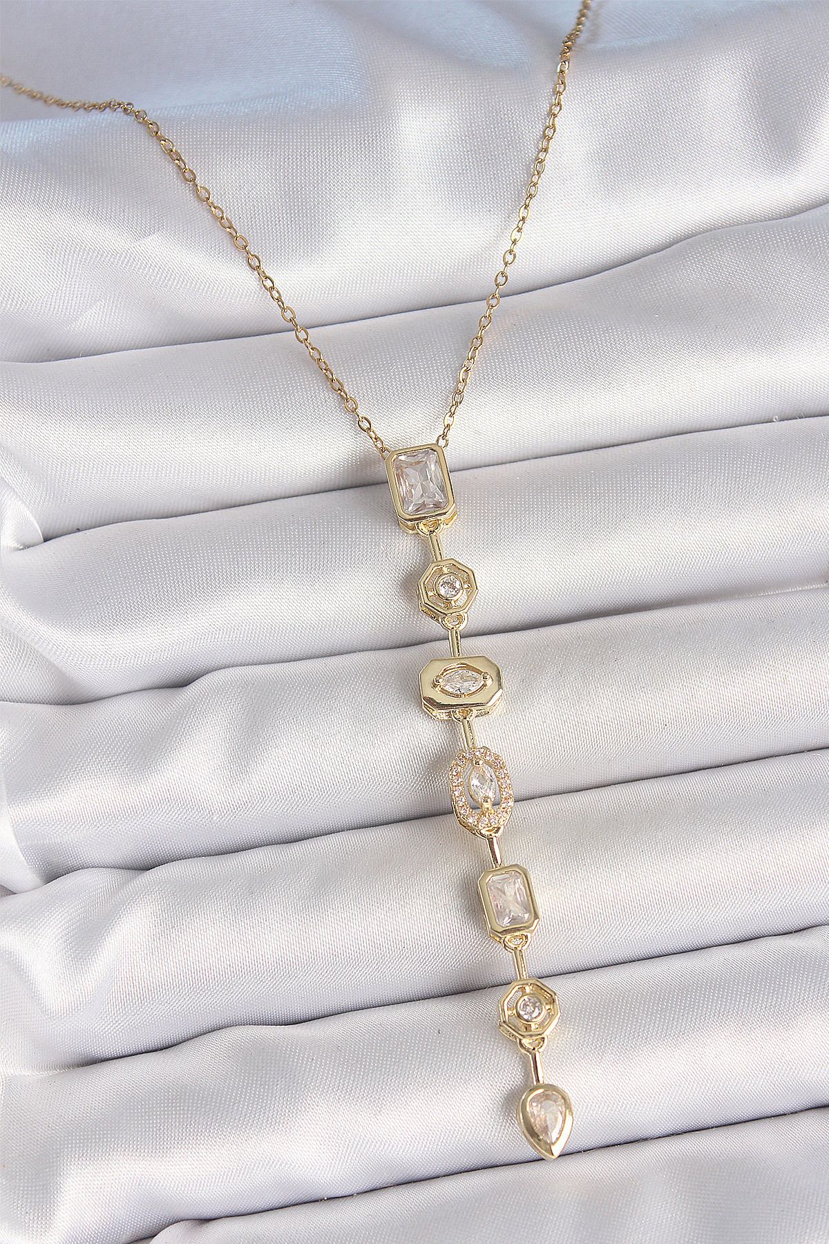 lumossia 316L Çelik Zincir Gold Renk Zirkon Taşlı Y Kolye