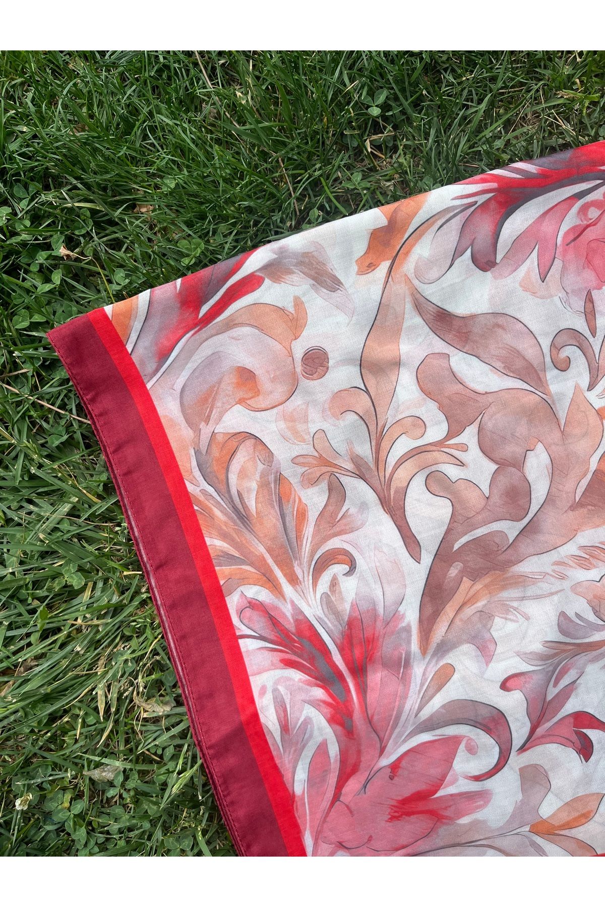 BOUTİCON Kokulu Çiçek Desenli Kırmızı Soft Pamuklu Şal 75x180