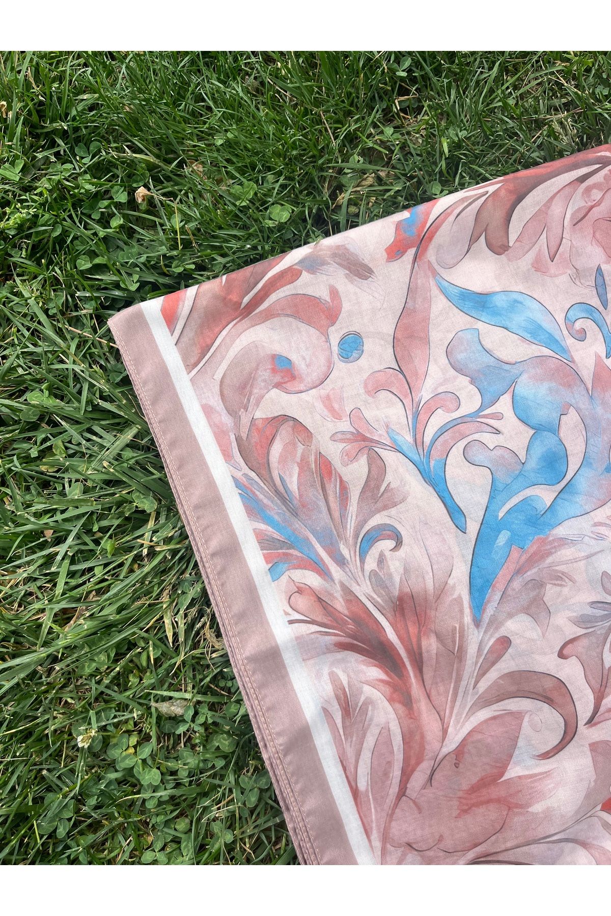 BOUTİCON Kokulu Çiçek Desenli Pudra Pembe Soft Pamuklu Şal 75x180