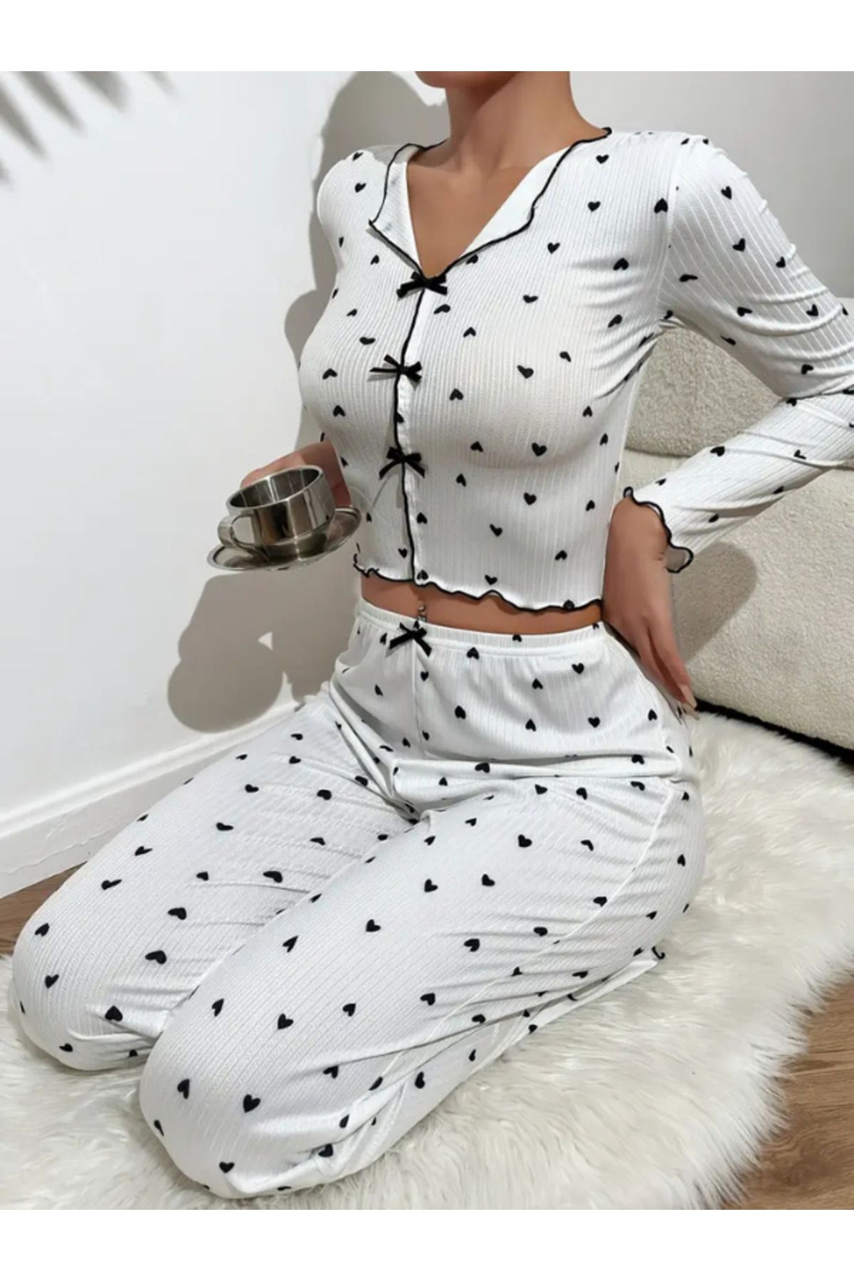 MODA Siyah Kalp Desenli Krinkıl Krop Special Kumaş Pijama Takımı