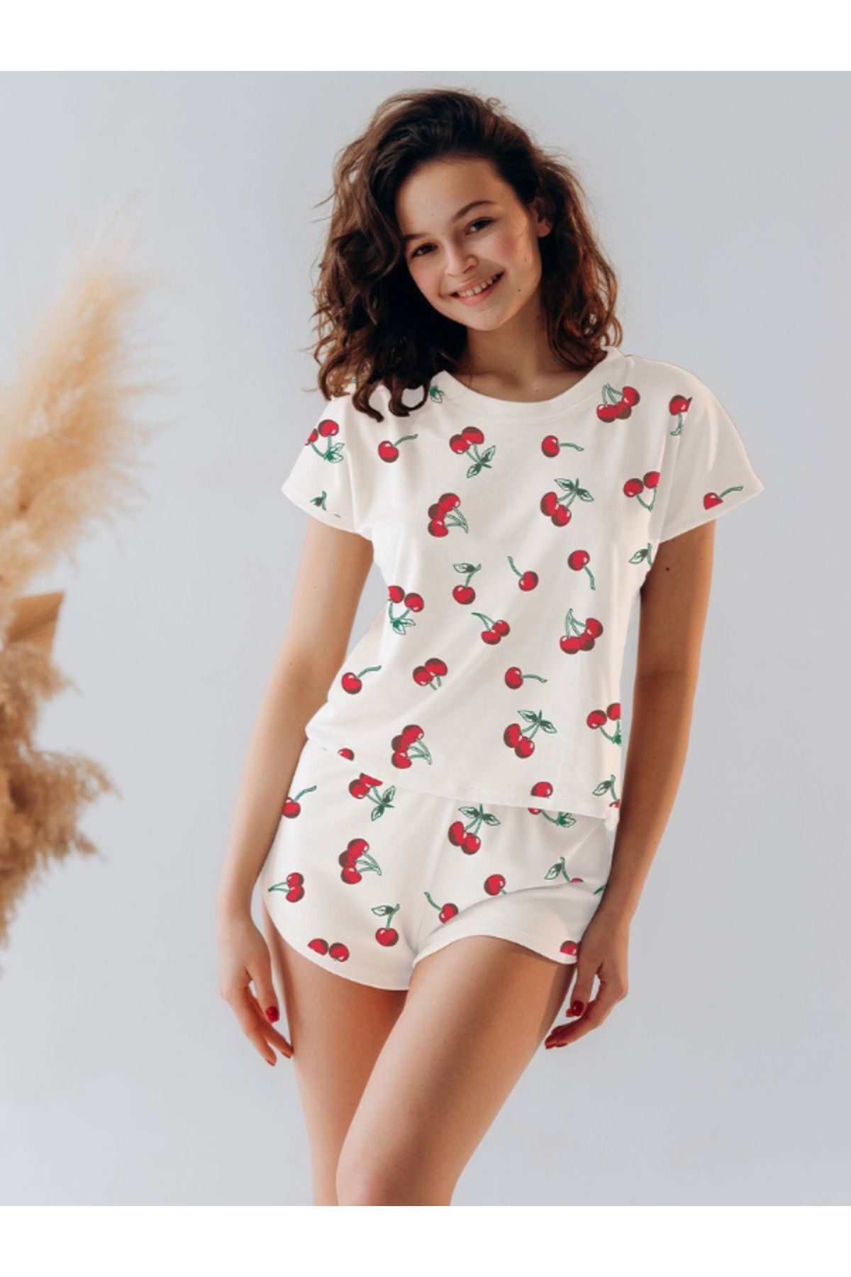 MODA Kiraz Desenli Süpersoft Pijama Takımı