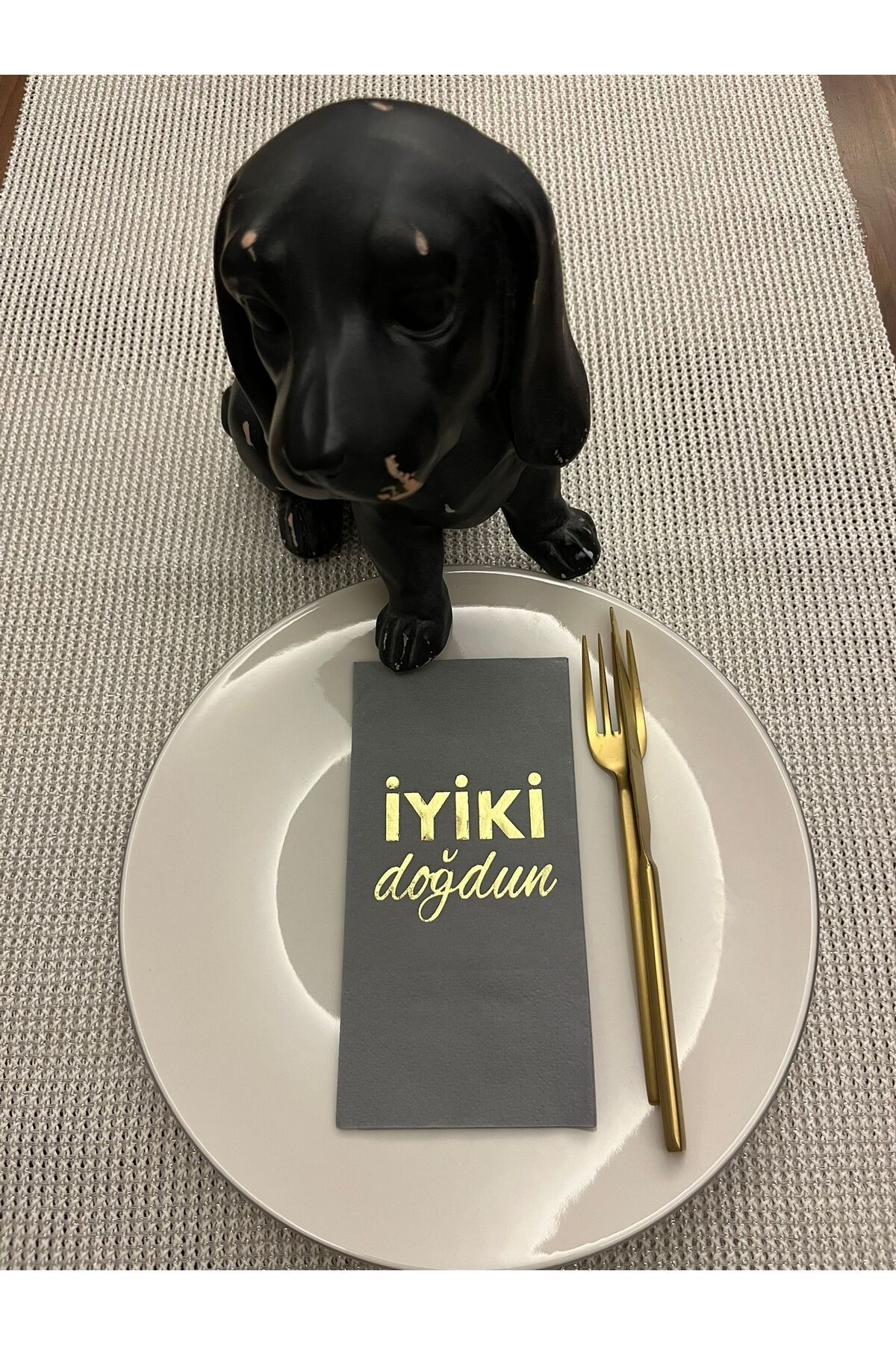 kidspartim Gold Yaldızlı Gri İyi Ki Doğdun Baskılı Garson Katlama Peçete 16 Adet