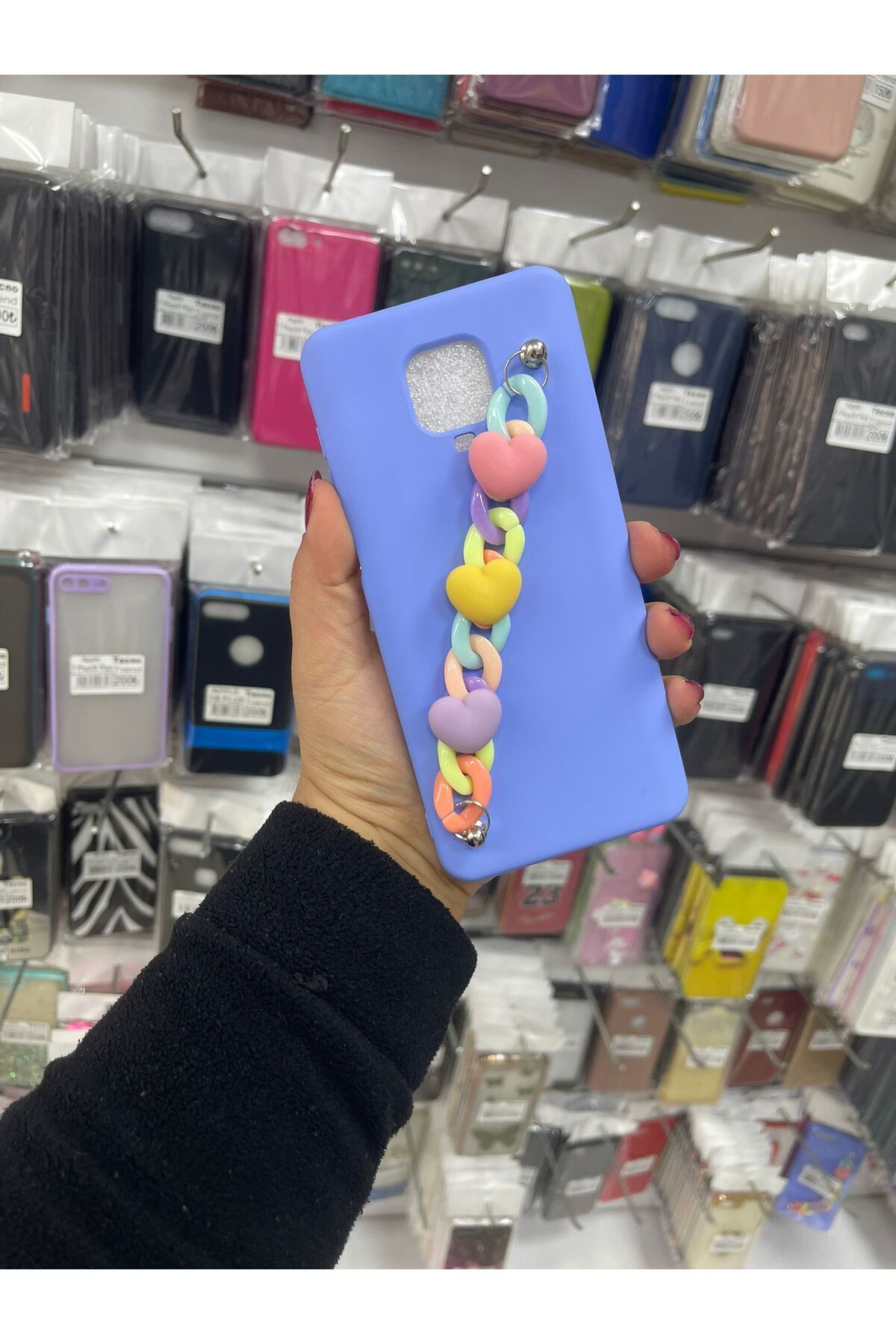 TECNOTREND Redmi Note 9 Pro/Note 9s Uyumlu kalpli boncuklu el tutamalı lansman silikon kılıf