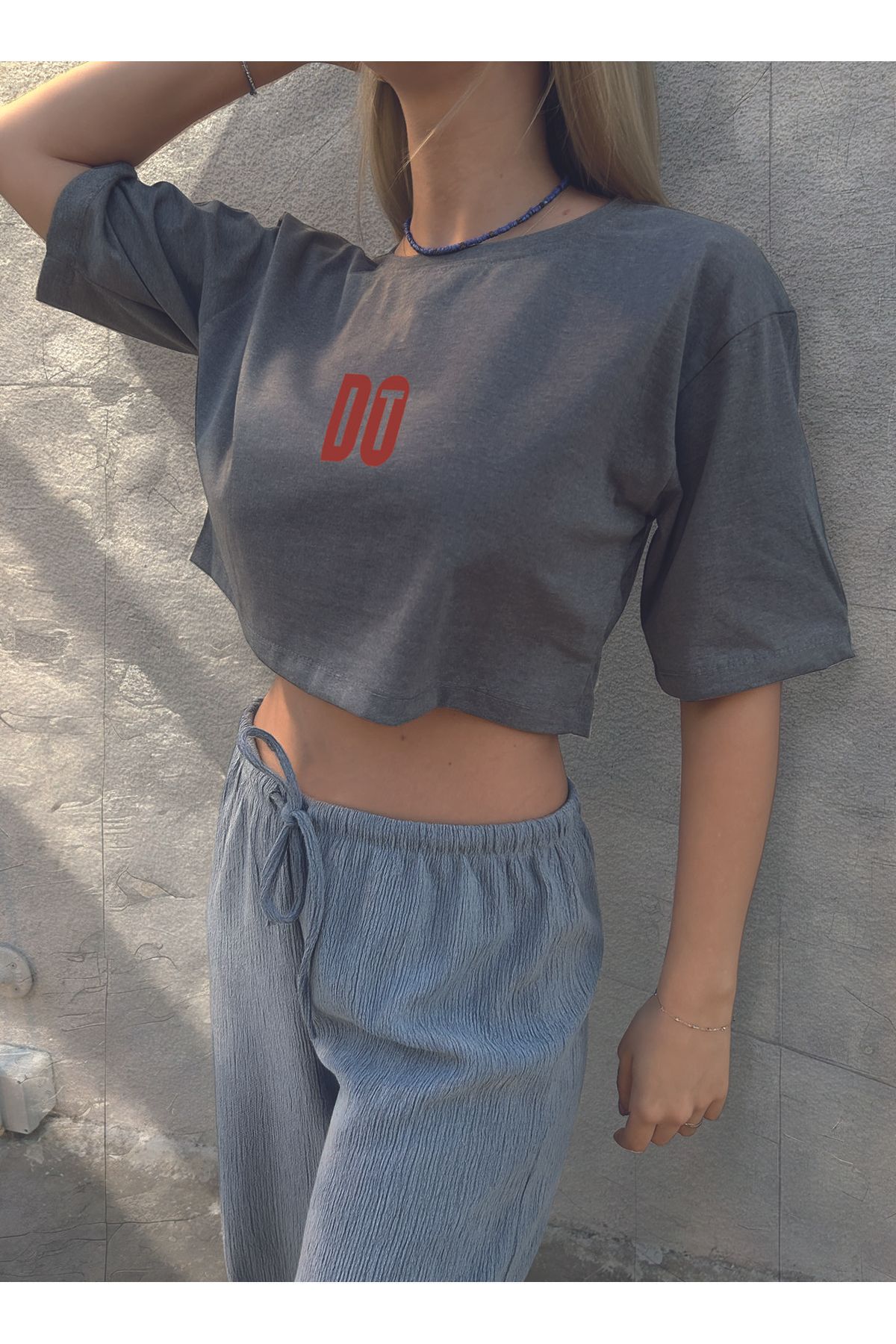 ClubSpaceAstro Kadın Oversize Crop Tişört – DO IT Baskılı |Terletmeyen Kumaş | Dinamik ve İlham Veren Stil
