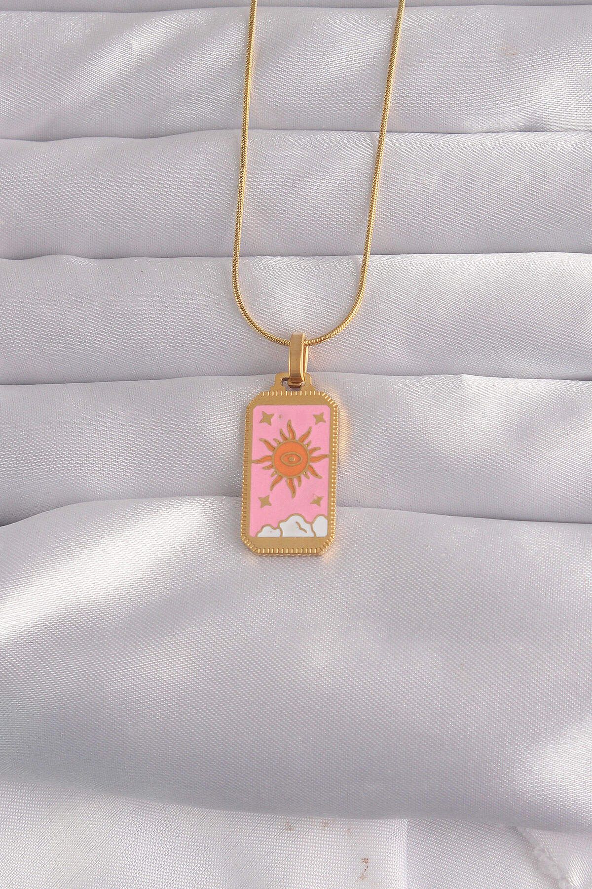 Clariss 316L Çelik Gold Renk Pembe Mineli Güneş Model Tarot Kolye