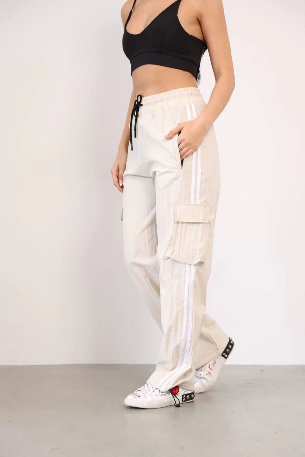 BBbutik Paraşüt Kumaş Kargo Ceplı Baggy Kadın Pantolon Eşofman