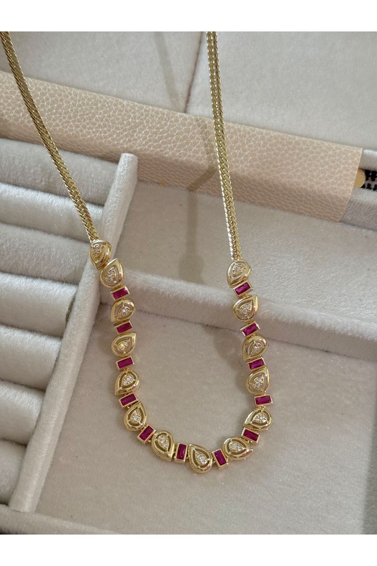h&b design jewel Vip Pembe Baget Taşlı Kolye