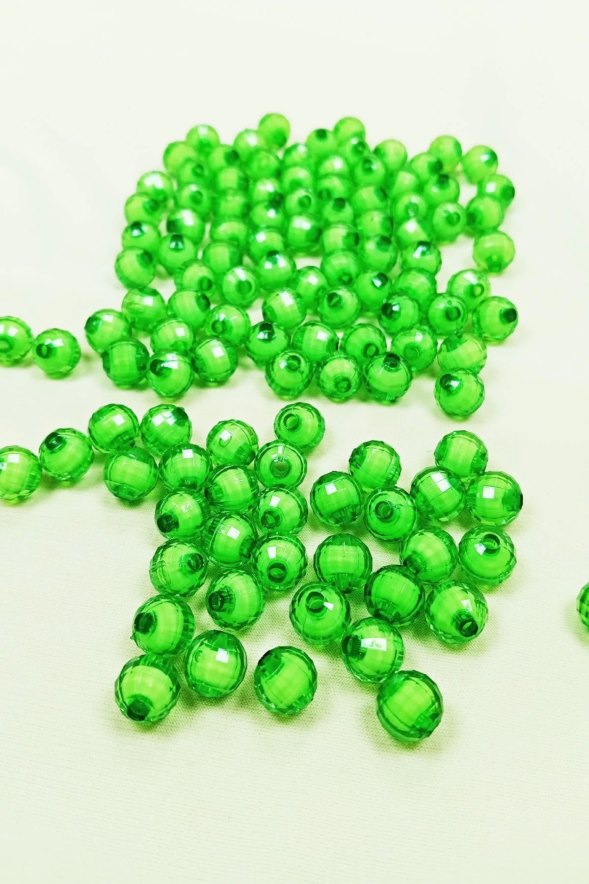 PRATİKOBA Dünya Boncuk İçten Boncuklu Bileklik Çanta Boncuğu 10 mm 50 gr Yeşil - BNC460