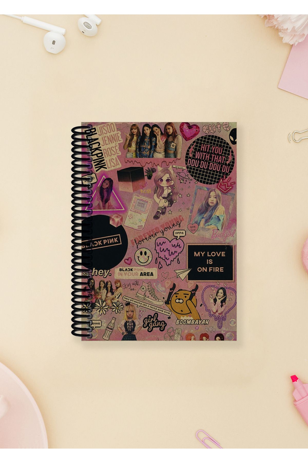 Ludios Blackpink Clipart Spiralli A6 Çizgisiz Kraft Kapaklı Not Defteri (100 Sayfa)