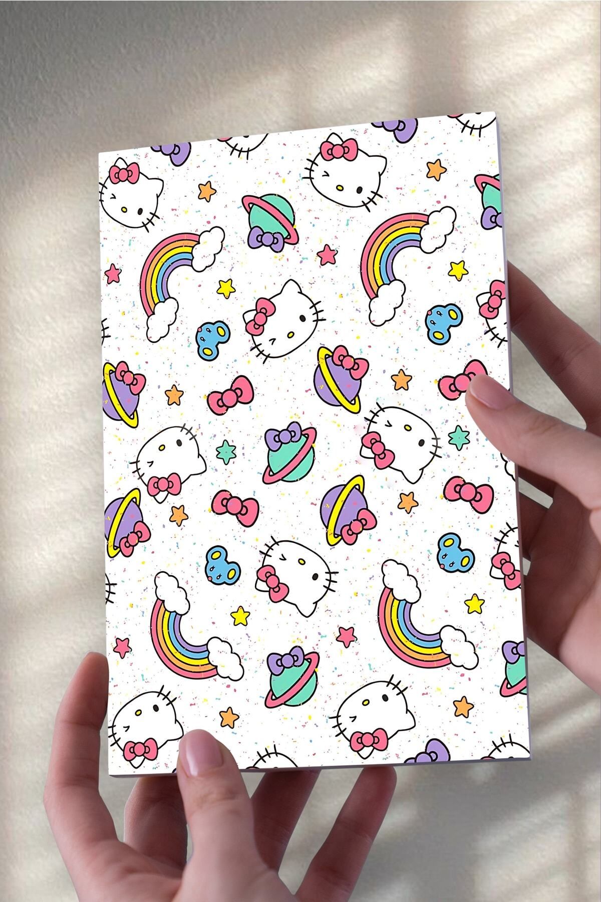 Ludios Beyaz Hello Kity Kolaj Desenli A5 Çizgisiz Defter (50 Sayfa)