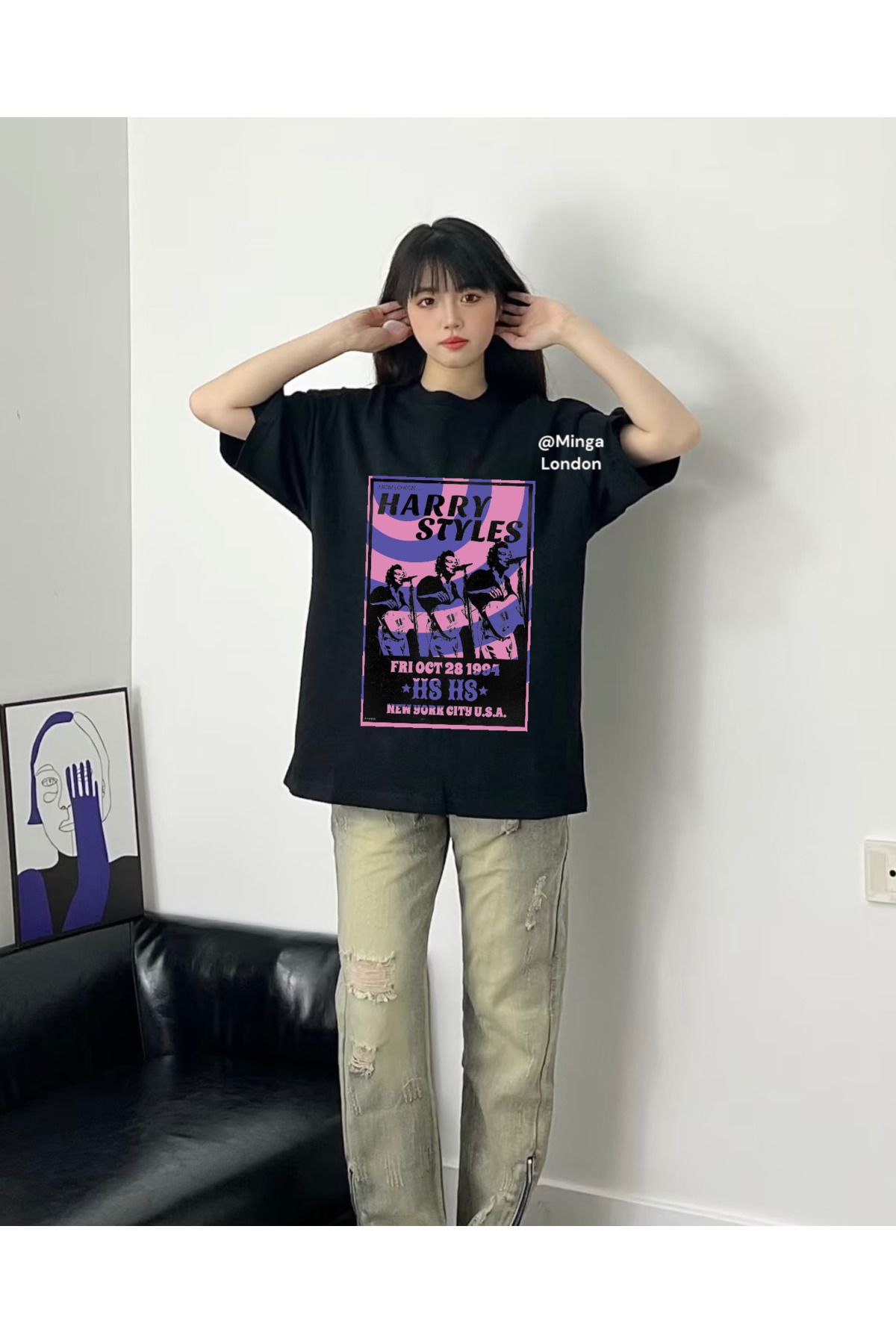 Minga London Siyah Harry Styles Ön Baskılı Oversize Tshirt -Minga London