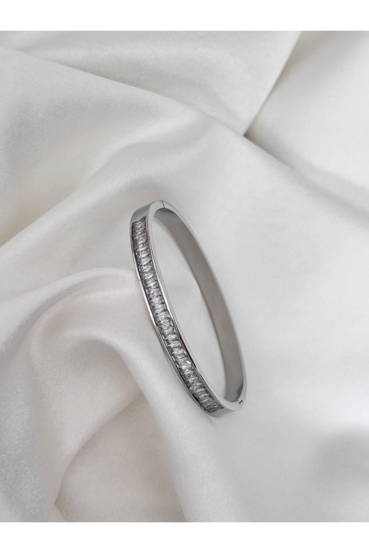 Bellamy Jewelry Taşlı Klipsli Bileklik - Silver
