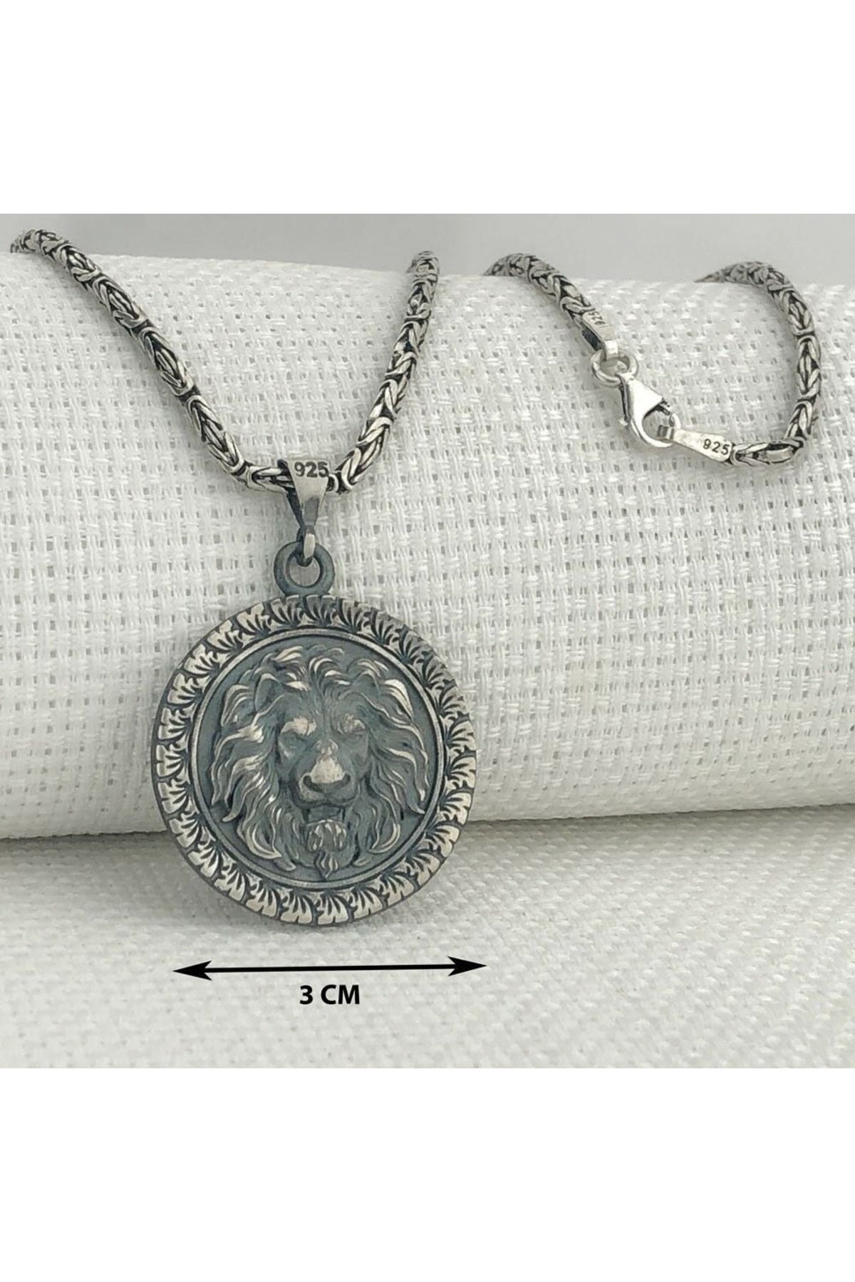 MODA925 925 Ayar Gümüş Aslan Kabartmalı Kral Zincir Gümüş Kolye
