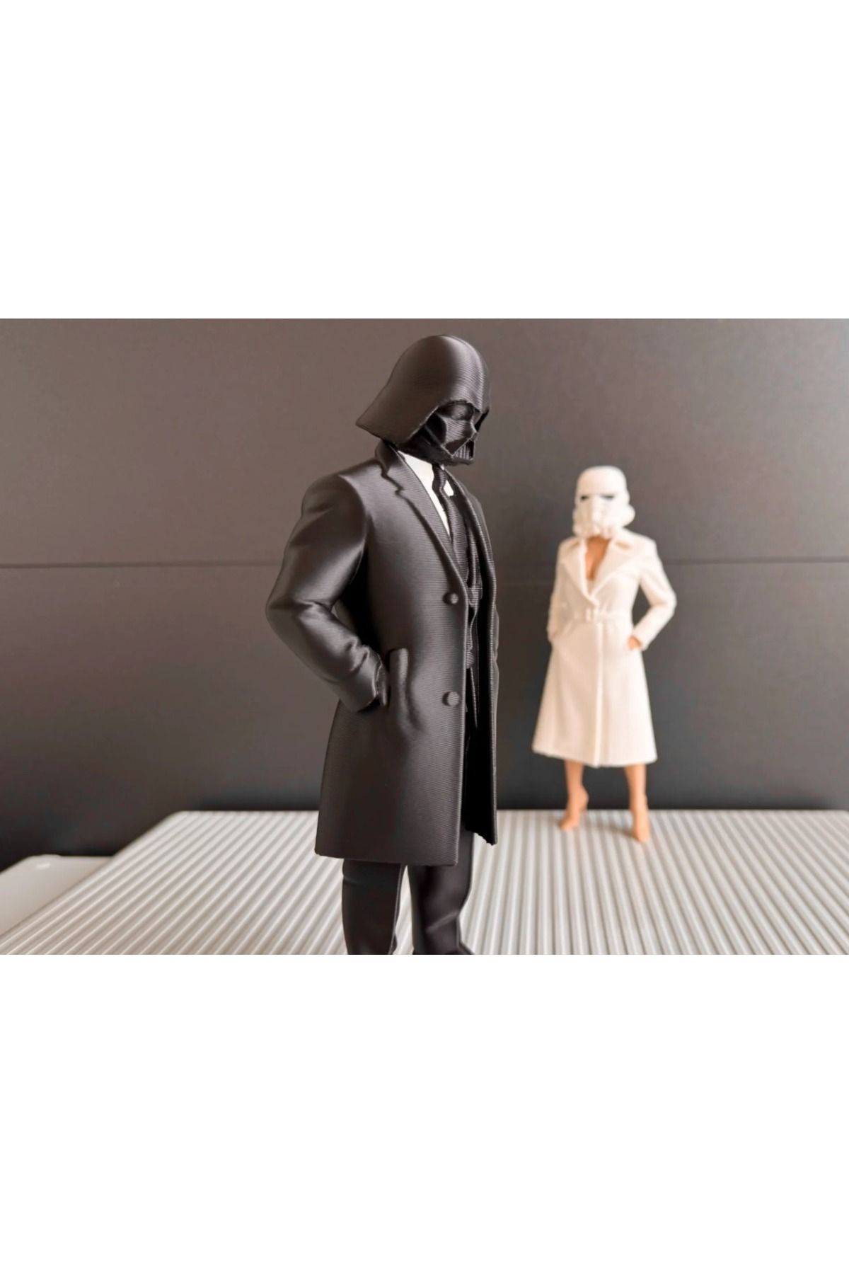 PUREYSMA Darth Vader Ofis Figürü – CEO Tarzında Dekoratif Biblo (3D Baskı, Karizmatik Masa Üstü Obje)