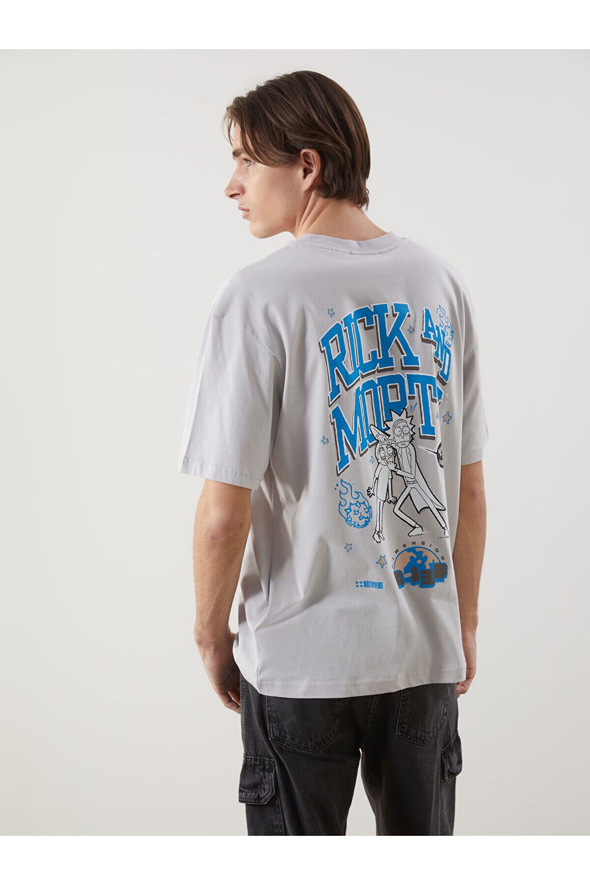LC Waikiki Bisiklet Yaka Rick and Morty Baskılı Erkek Tişört