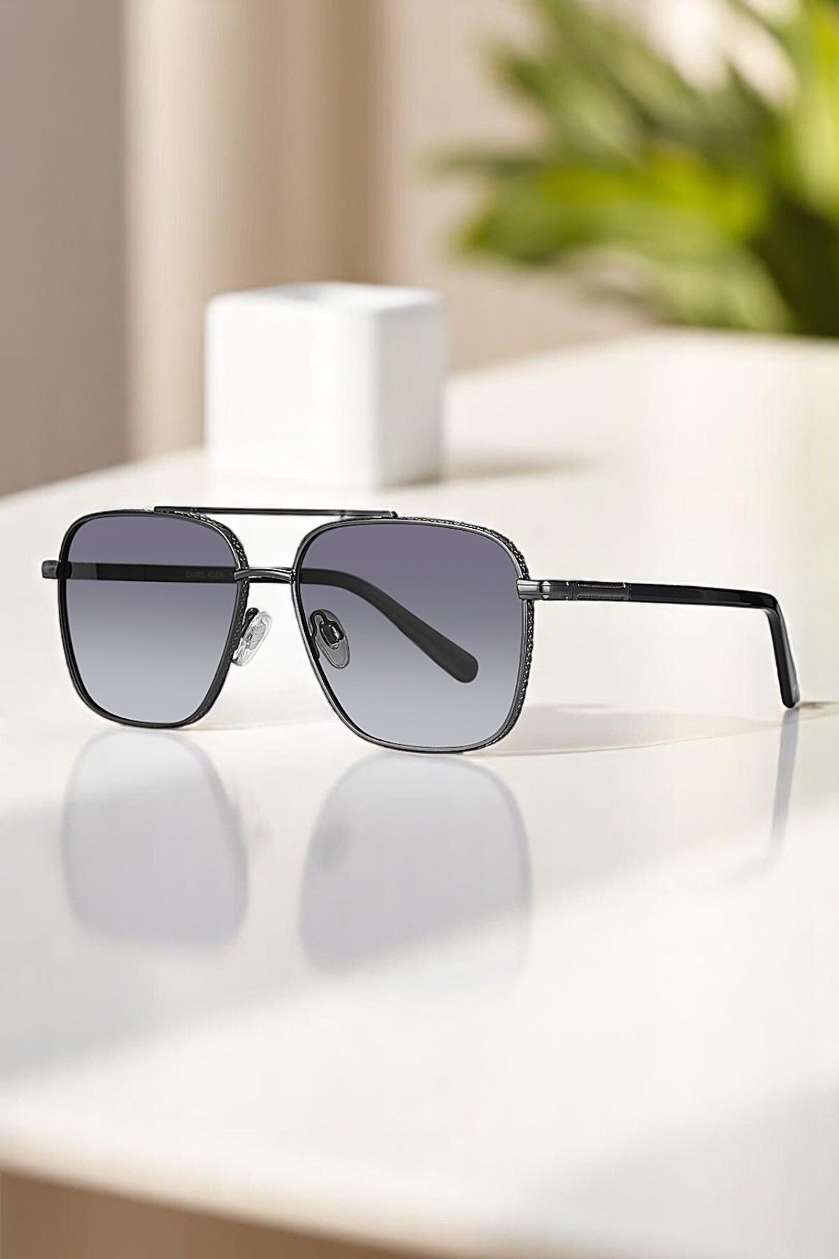 Daniel Klein Orijinal %100 Polarize UV400 Korumalı Füme Renk Erkek Güneş Gözlüğü DKG6283C1
