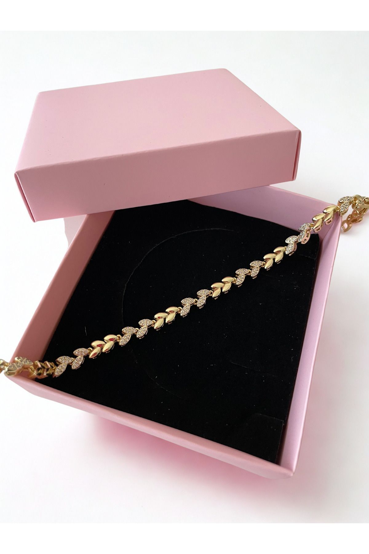 Ela accessories Yaprak Desenli Zarif Çelik Bileklik