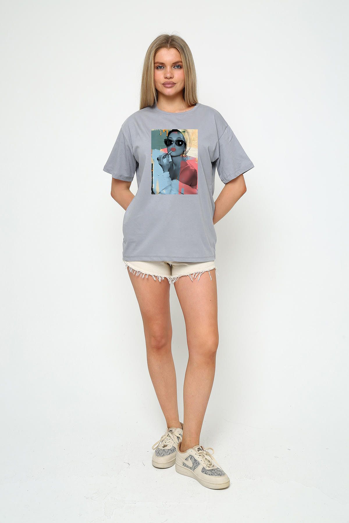 vikitekno oversize dudak baskılı kadın t-shirt