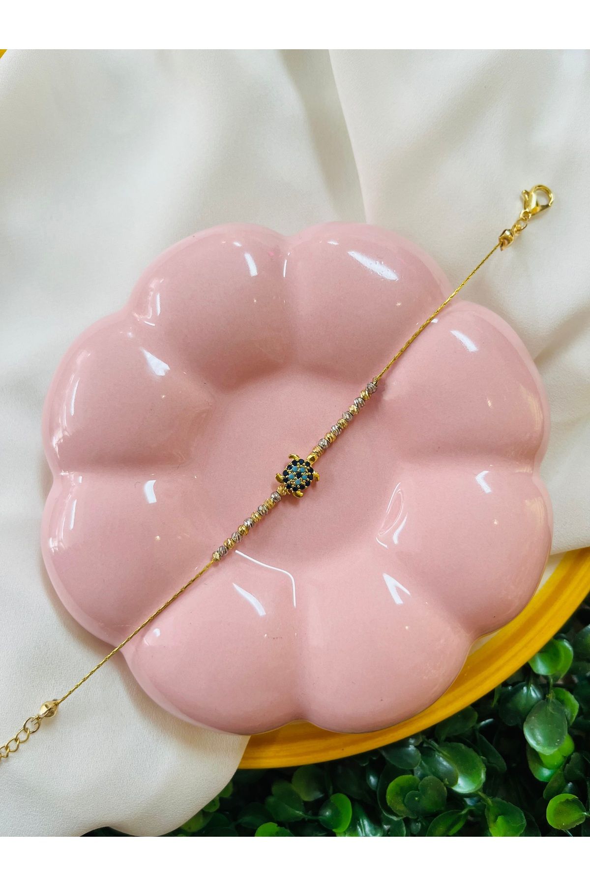 PONÇİK ACCESSORİES Nazar Boncuğu ve Dorikalı Gold Rengi Halhal (Ortalama 20 cm boyutundadır)