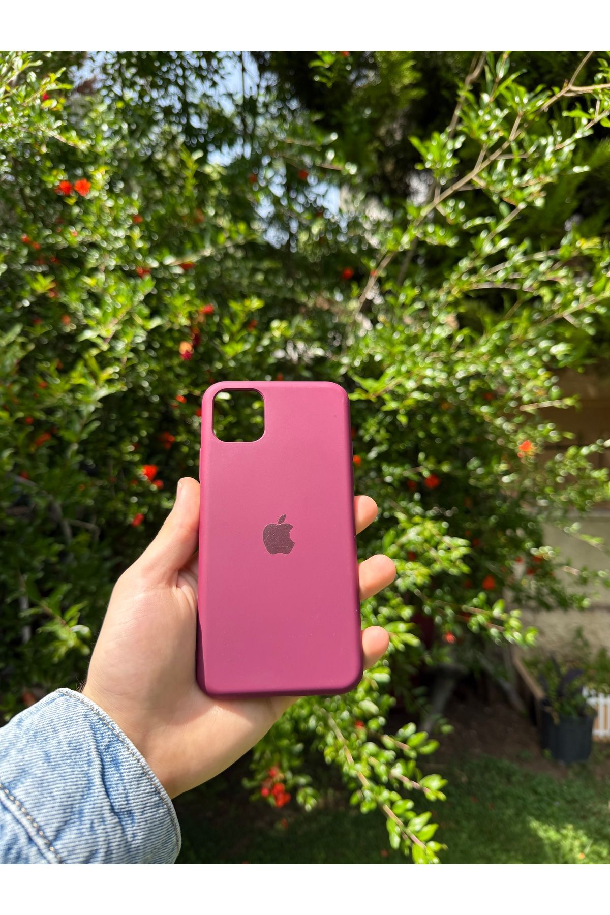 Thelioncase Apple iPhone 11 Pro Max Lansman Uyumlu İçi Kadife Silikon Kılıf