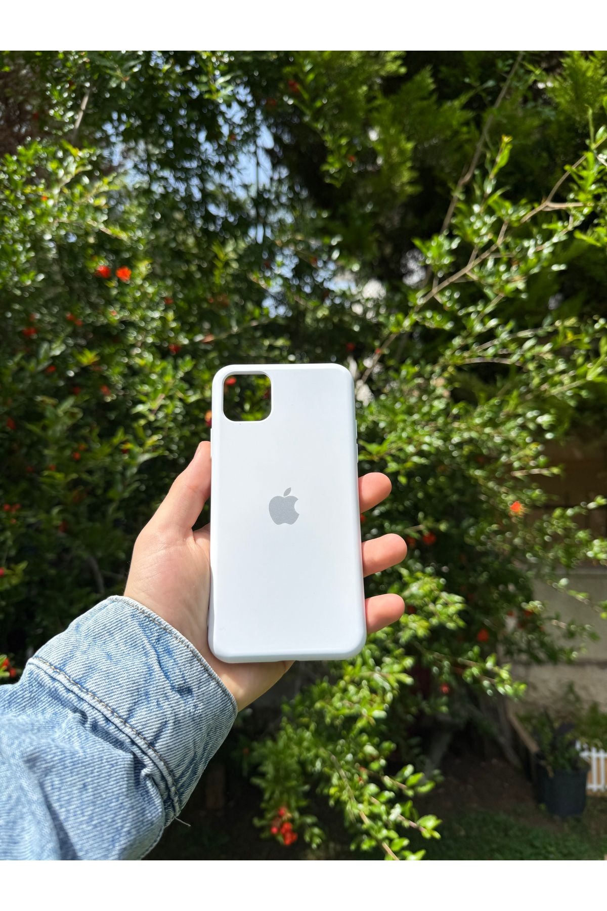 Thelioncase Apple iPhone 11 Pro Max Lansman Uyumlu İçi Kadife Silikon Kılıf