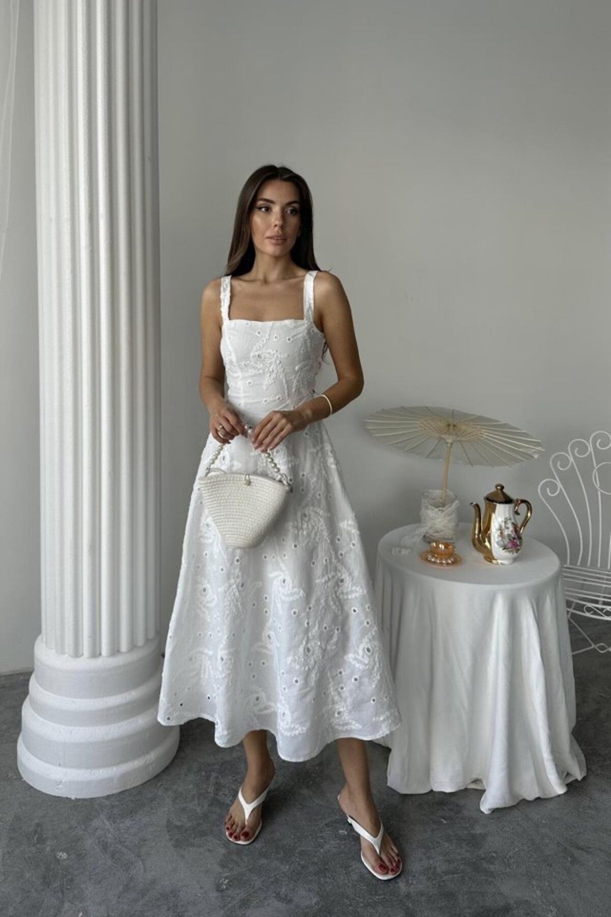ASH GİYİM Beyaz Arkası Korse Detaylı Uzun Elbise