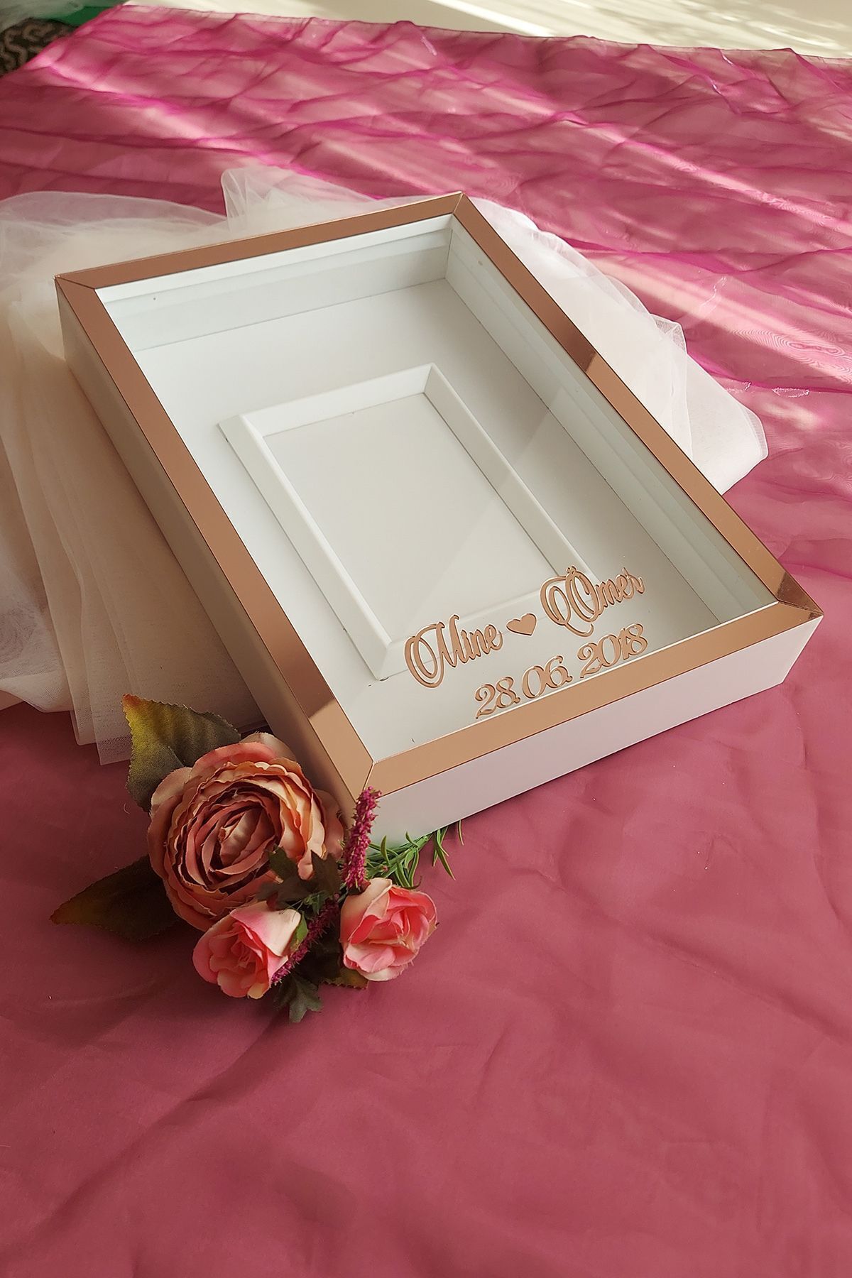 hobicehayaller-25x35 Memory Frame with Name Photo Section!Triangle Slatted Rose Boxes 1