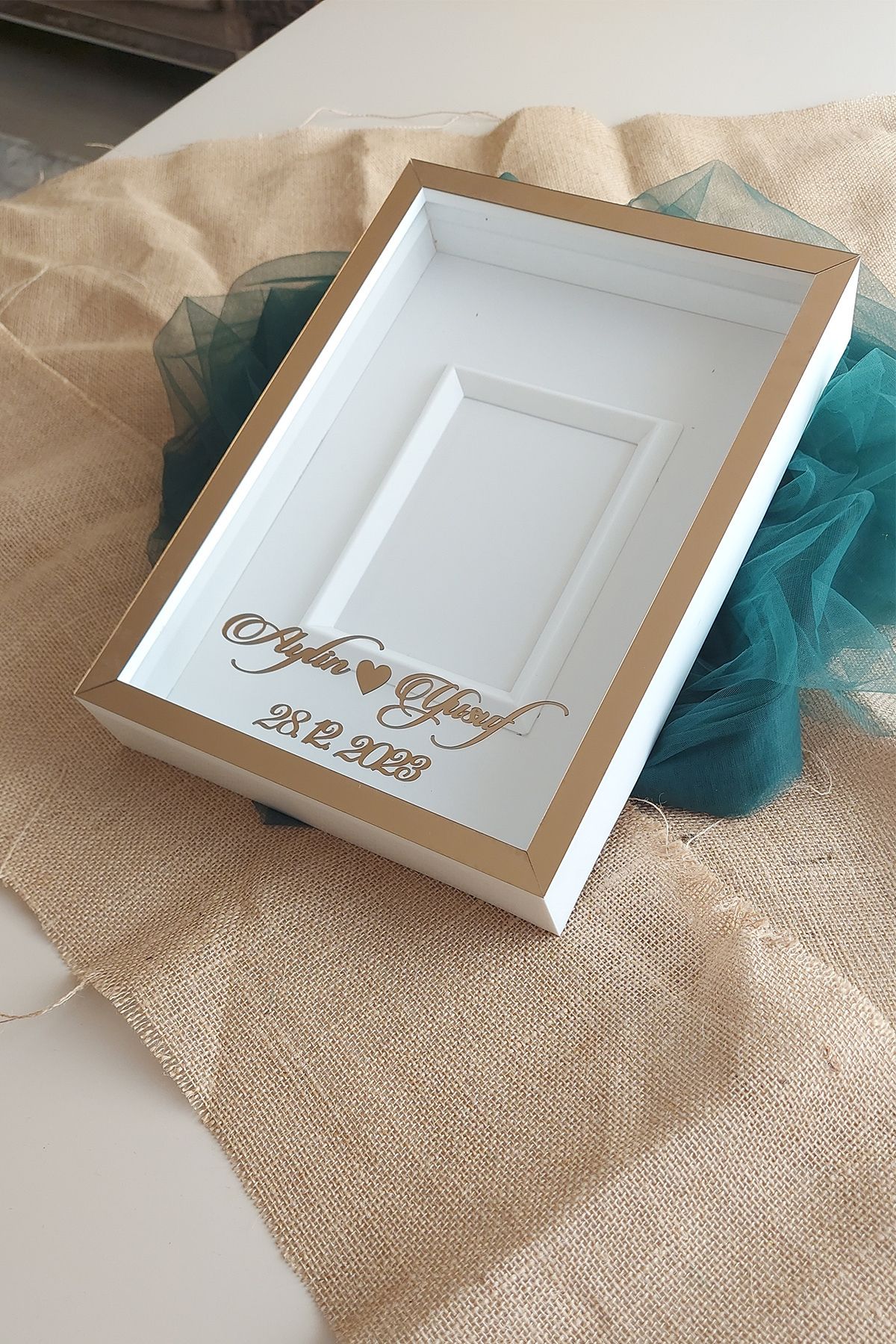 hobicehayaller-25x35 Memory Frame with Name Photo Section!Triangle Slatted Rose Boxes 5