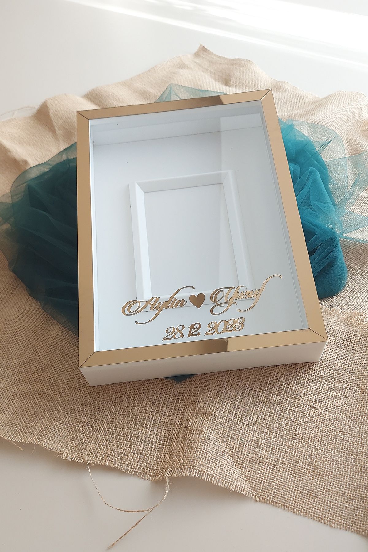 hobicehayaller-25x35 Memory Frame with Name Photo Section!Triangle Slatted Rose Boxes 4