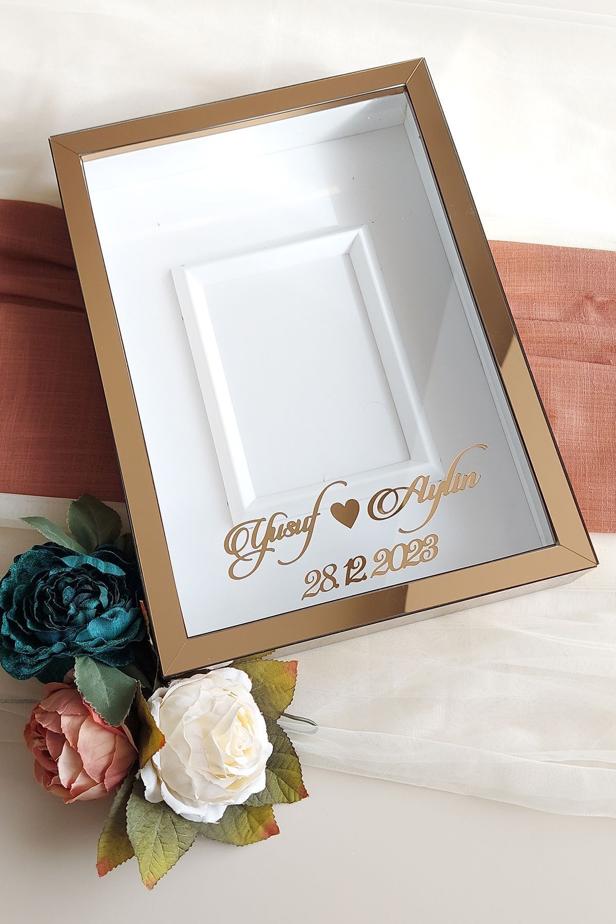 Memory Frame with 25x35 Illustrated Photo Section! Triangle Slatted Rose Boxes