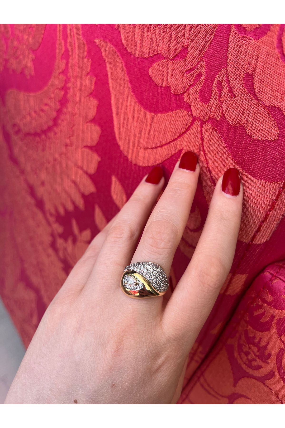 Asteria Jewelry Altın Renk Damla Taşlı Göz Yüzük – Işıltılı Taş Detaylı Lüks Model Yüzük