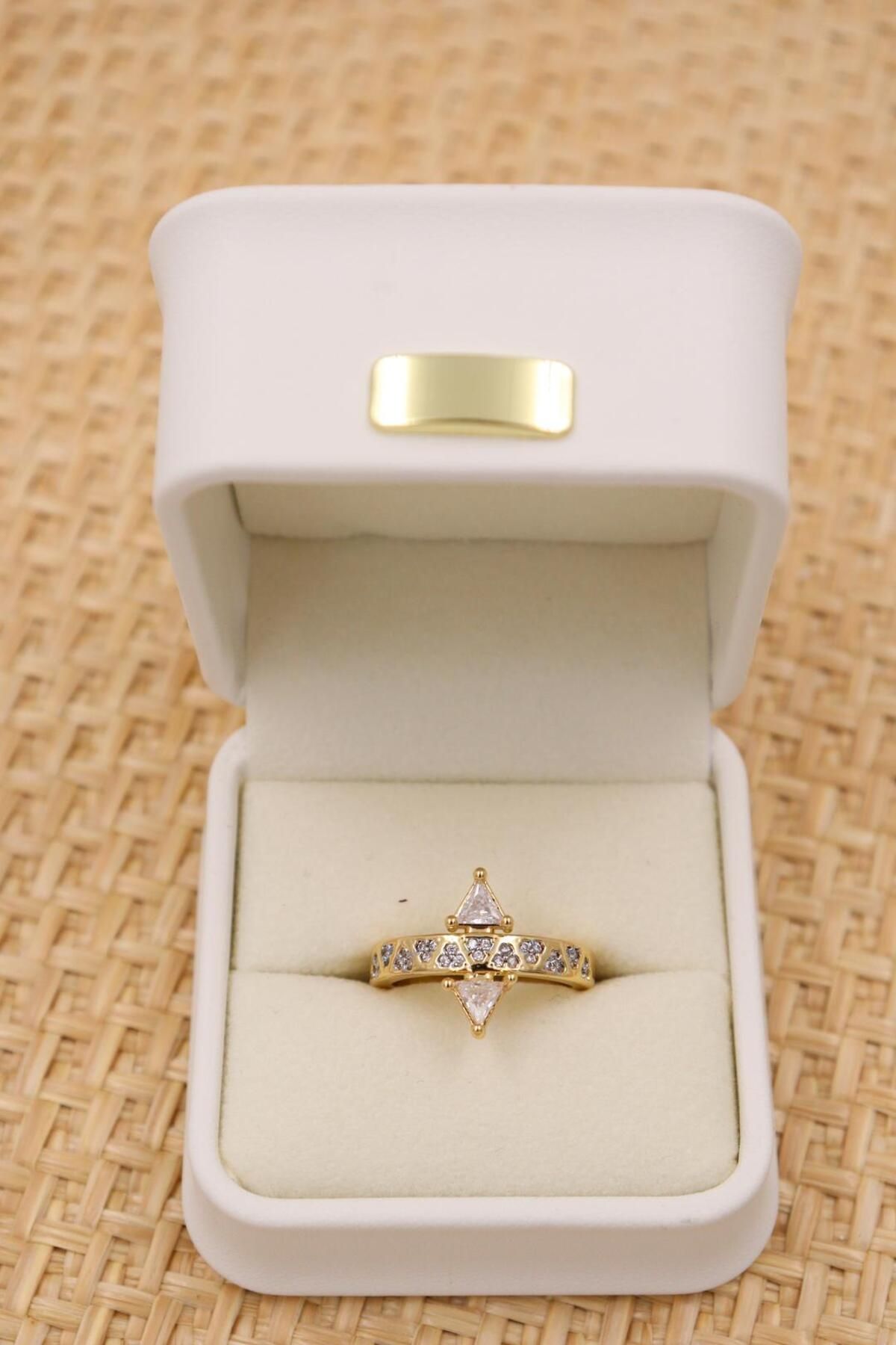 mercanjewelry Üçgen Detaylı Zirkon Taşlı Eklem Yüzüğü