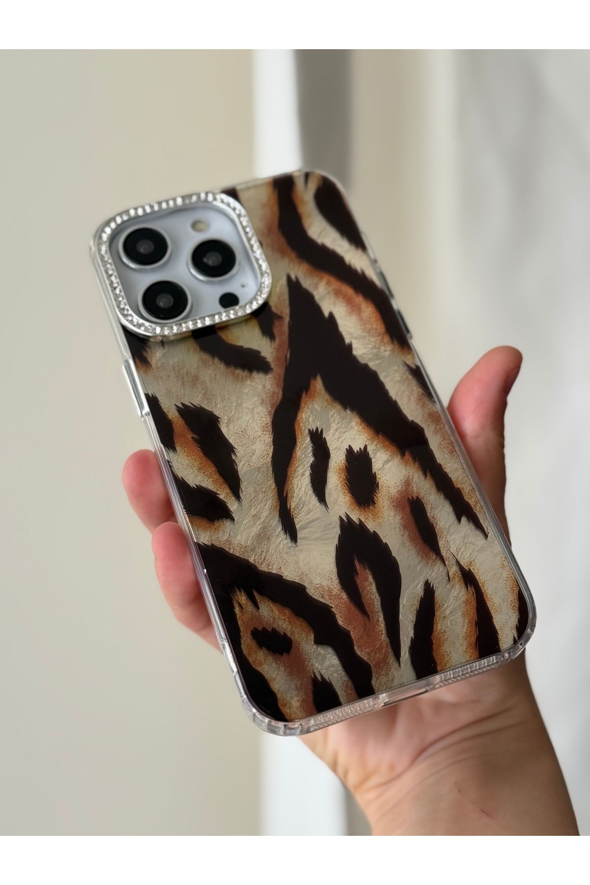 FİŞNEİLETİŞİM İPHONE 16 PRO UYUMLU ZEBRA DESENLİ KILIF