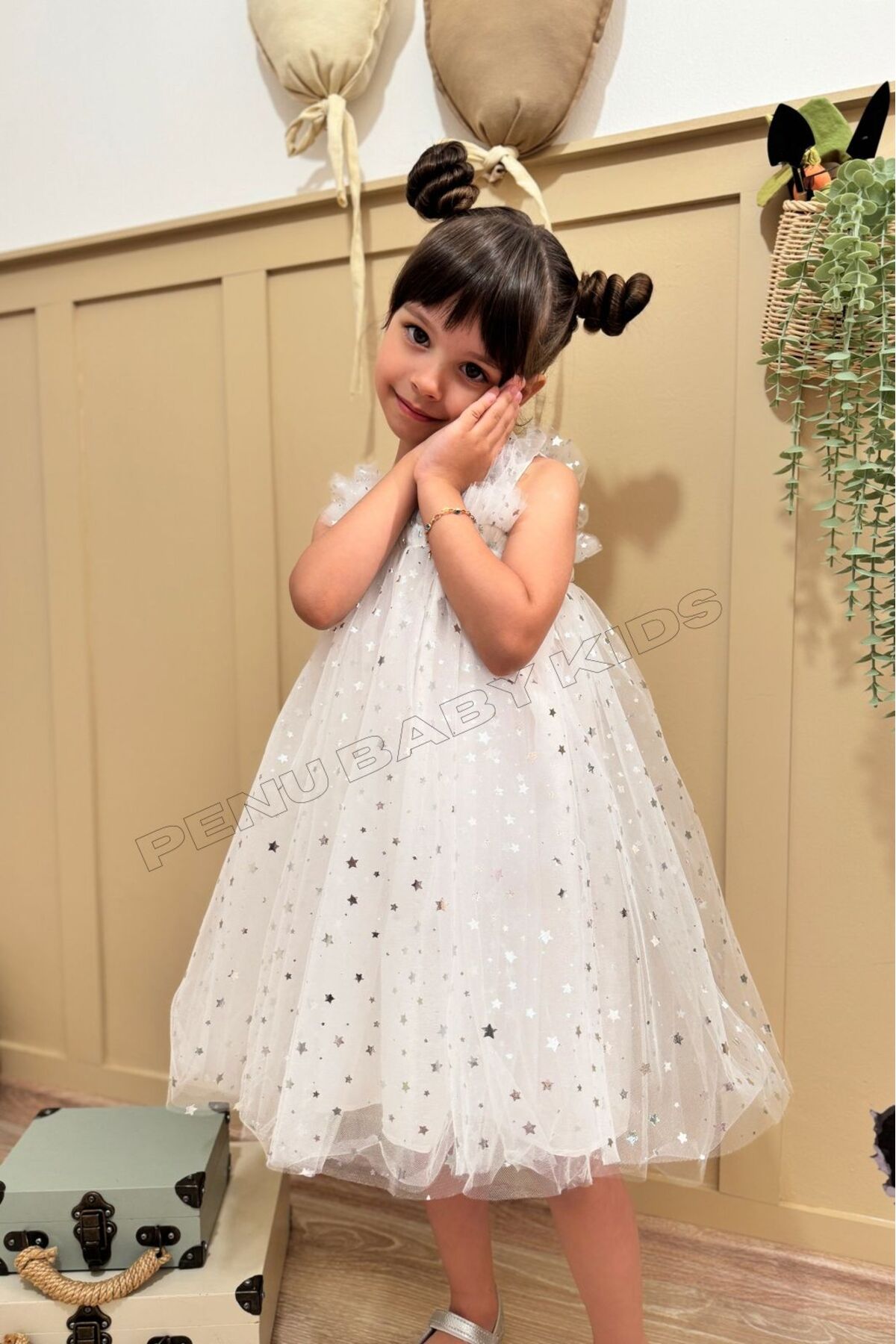 penu baby kids Beyaz Yıldız Baskılı Tül Fırfır Askı Kol Pamuk Astarlı Kız Çocuk Kız Bebek Elbise fotoğrafı 6 (önizleme)
