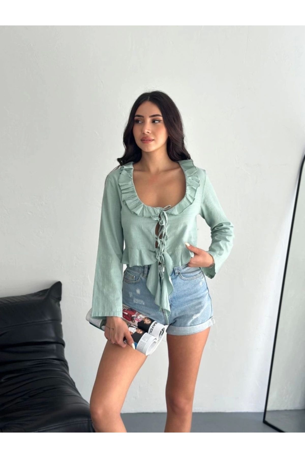 Butik Keten Uzun Kol Bağacık Detaylı Bluz - Yeşil