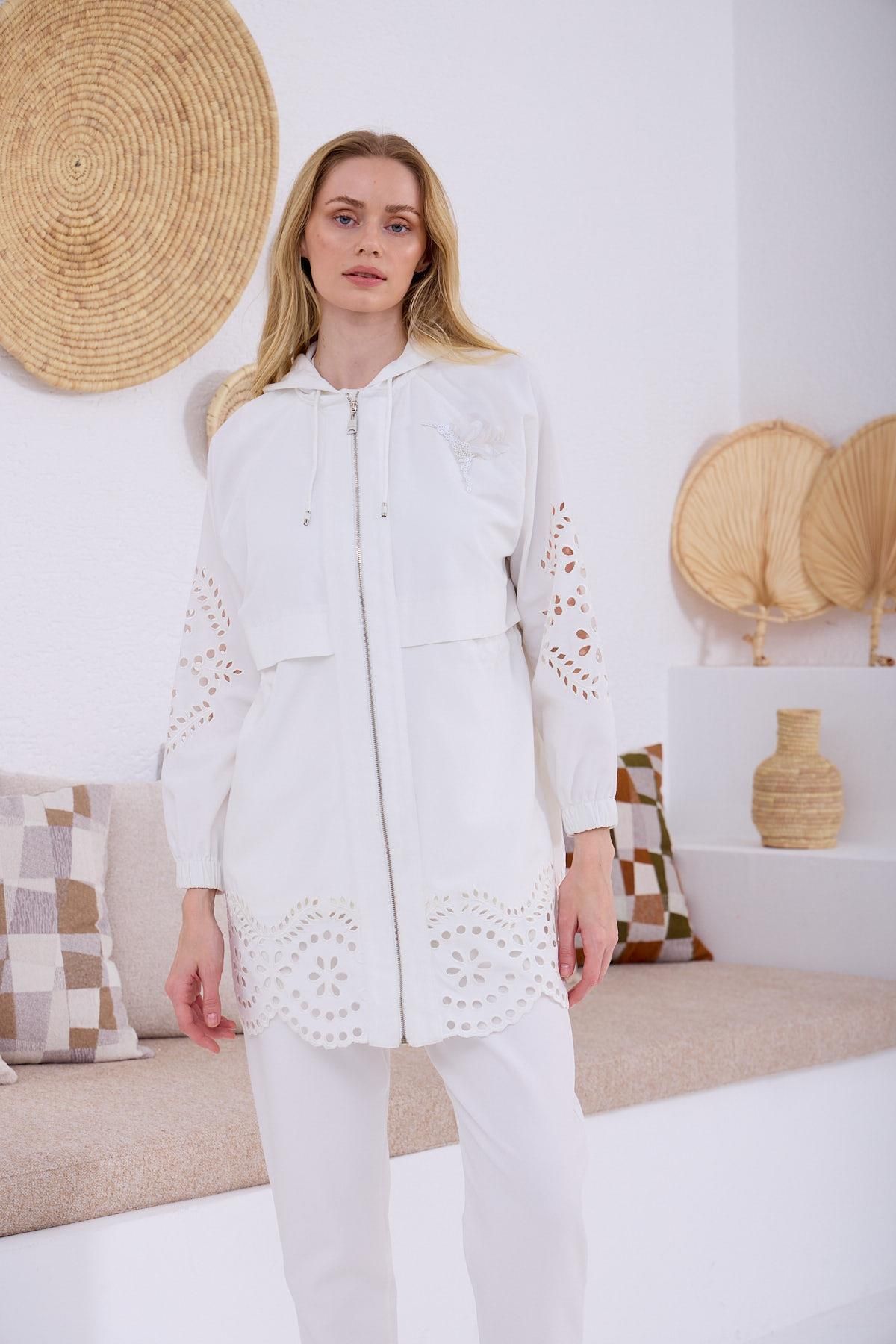 Premium BRODE NAKIŞLI KAPŞONLU TRENCH