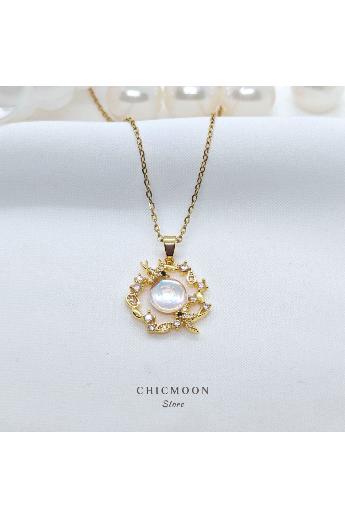 CHICMOON STORE Çelik Altın Rengi Taşlı Uçan Kuşlar Kolye